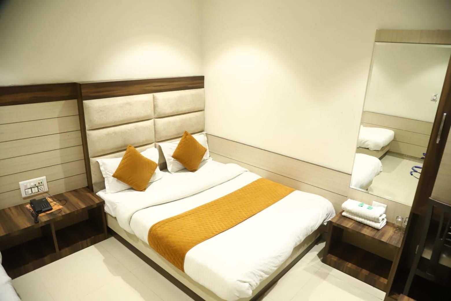 Deluxe Triple Room - Photo 2