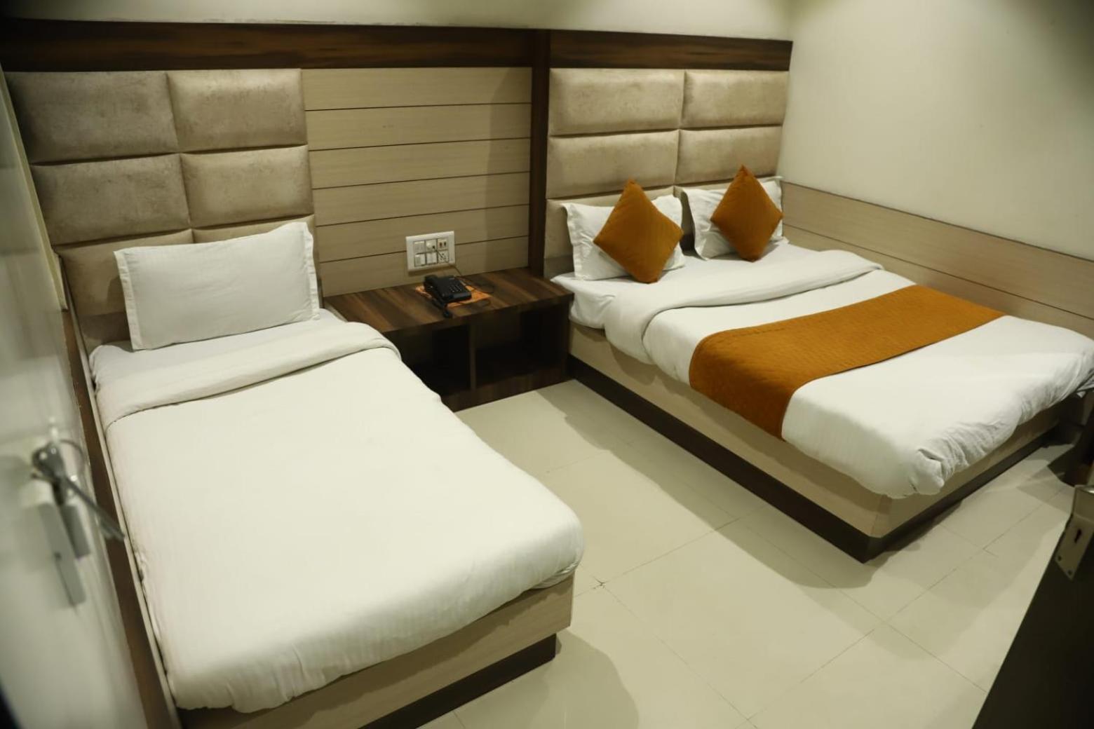 Deluxe Triple Room - Photo 4