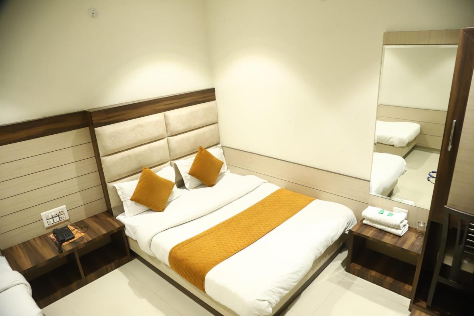 Deluxe Triple Room - Photo 3