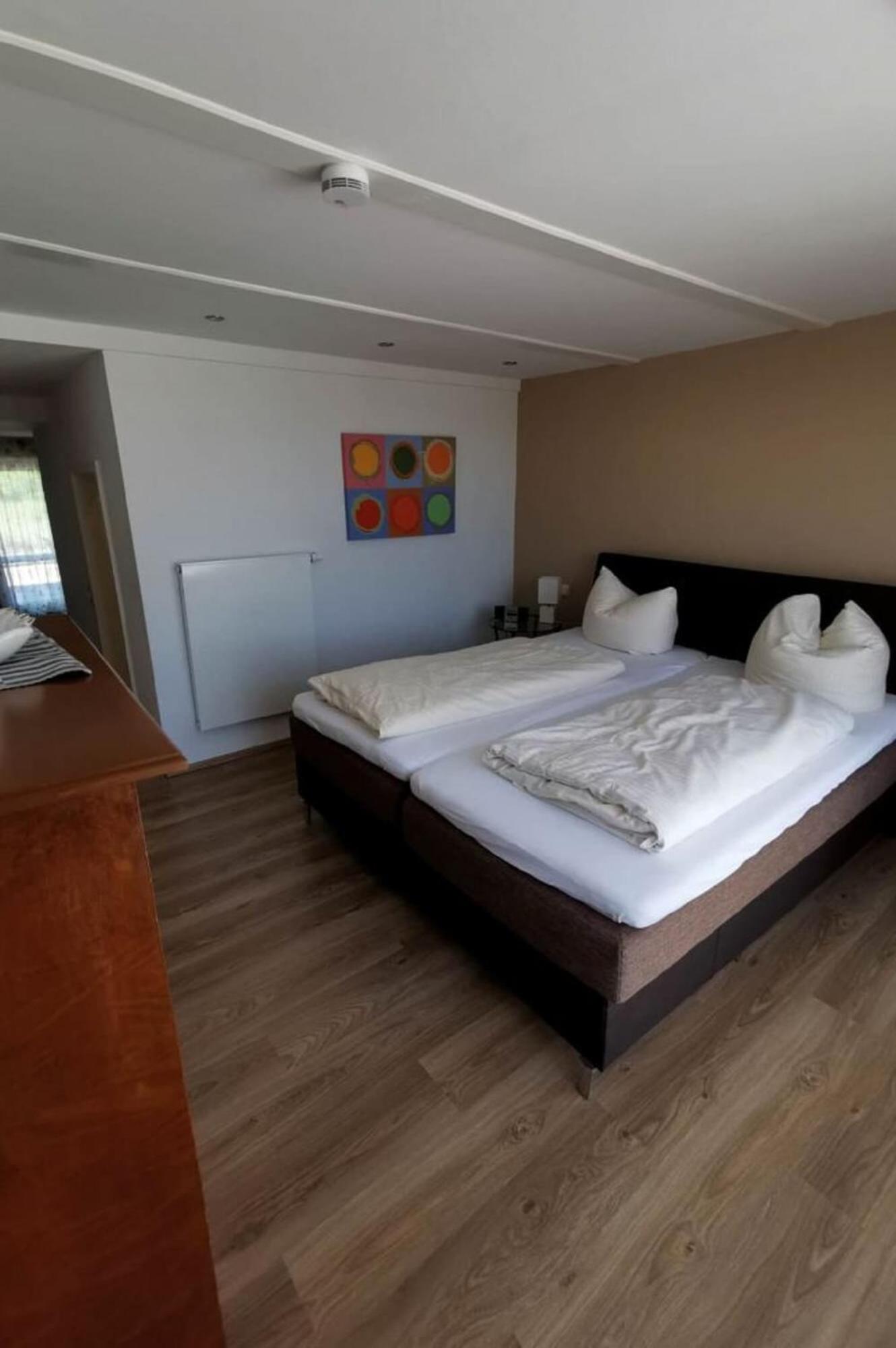 Apartment with Lake View photo 3