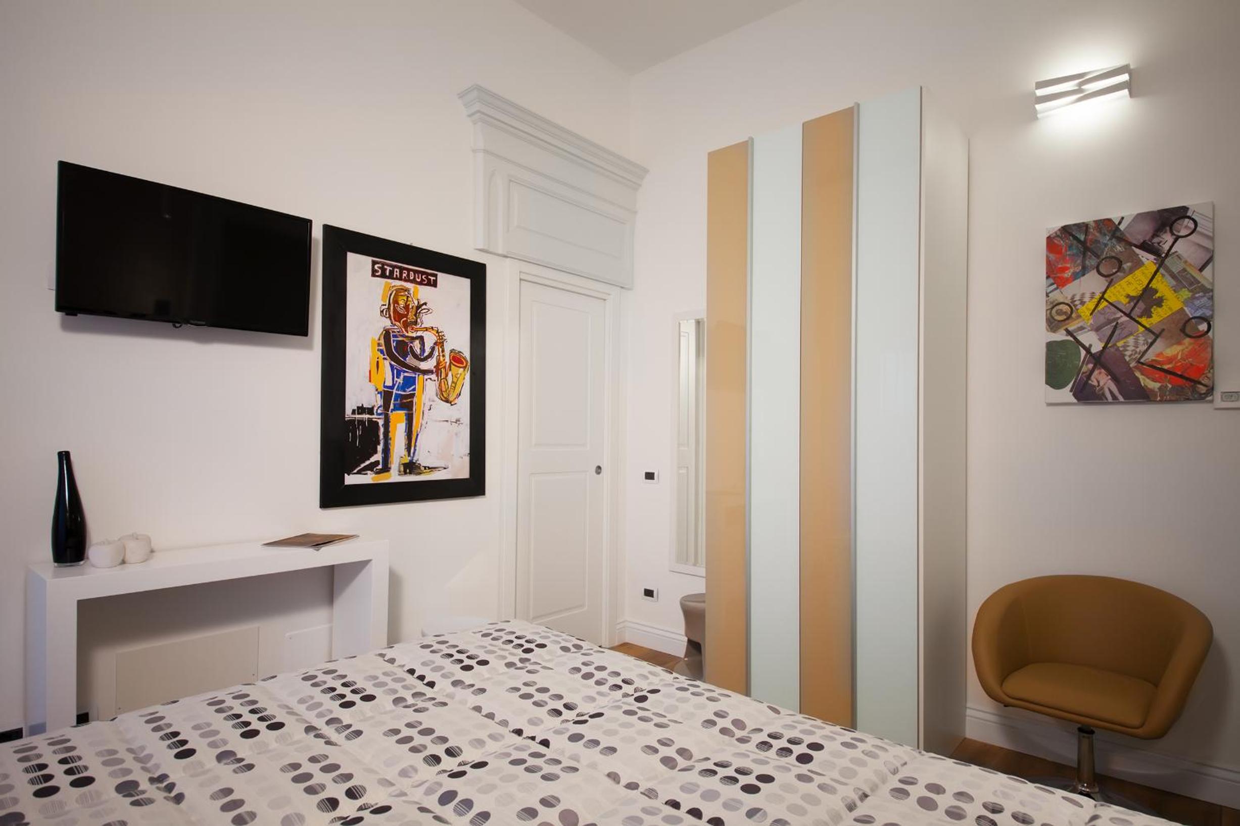 Deluxe Double Room with Castle View photo 2