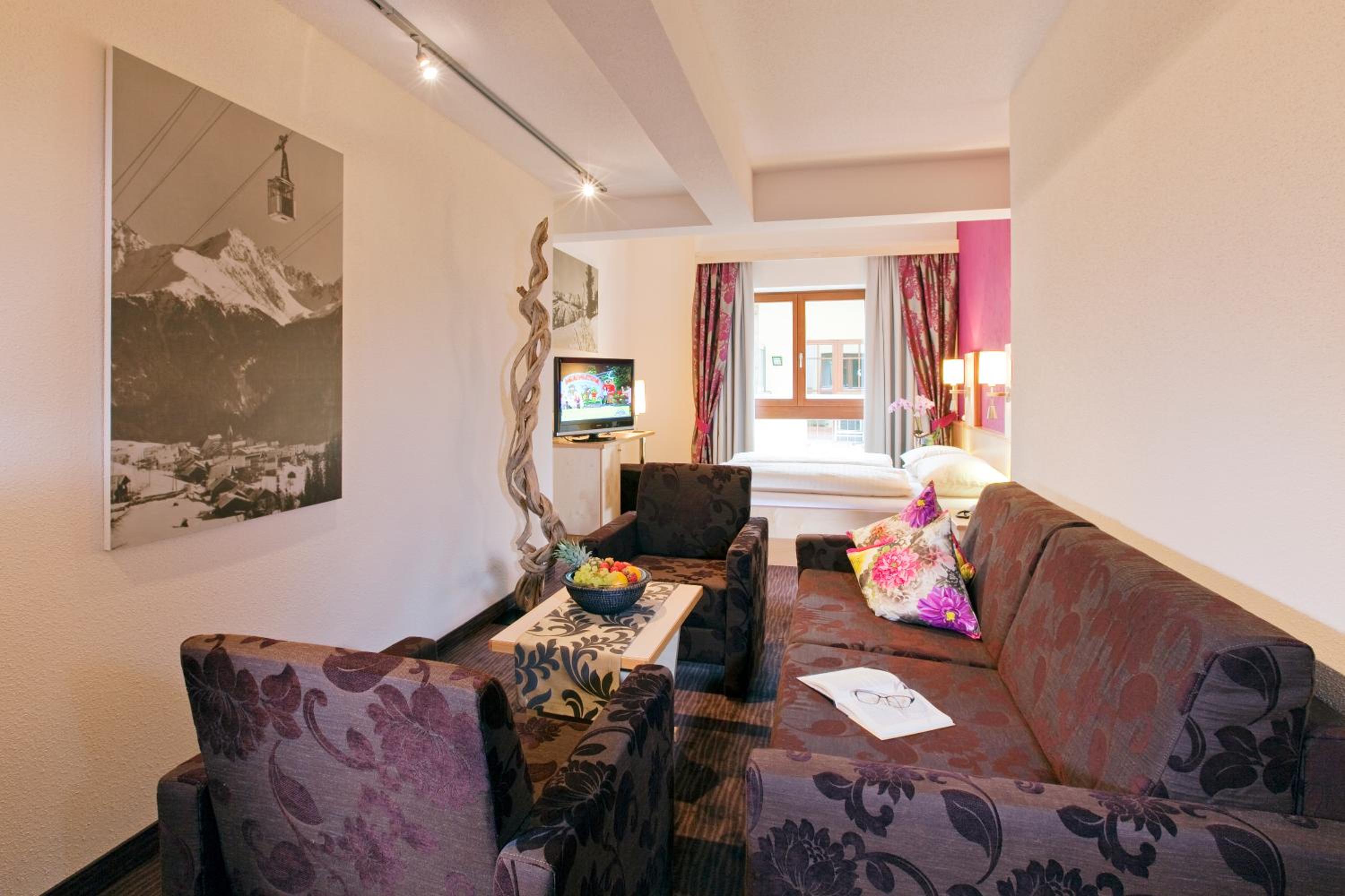 Junior Suite - Photo 1