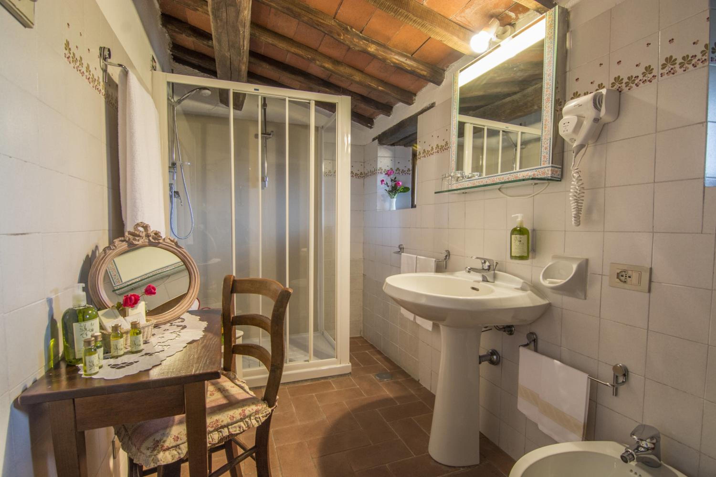 Superior Double Room - Photo 9