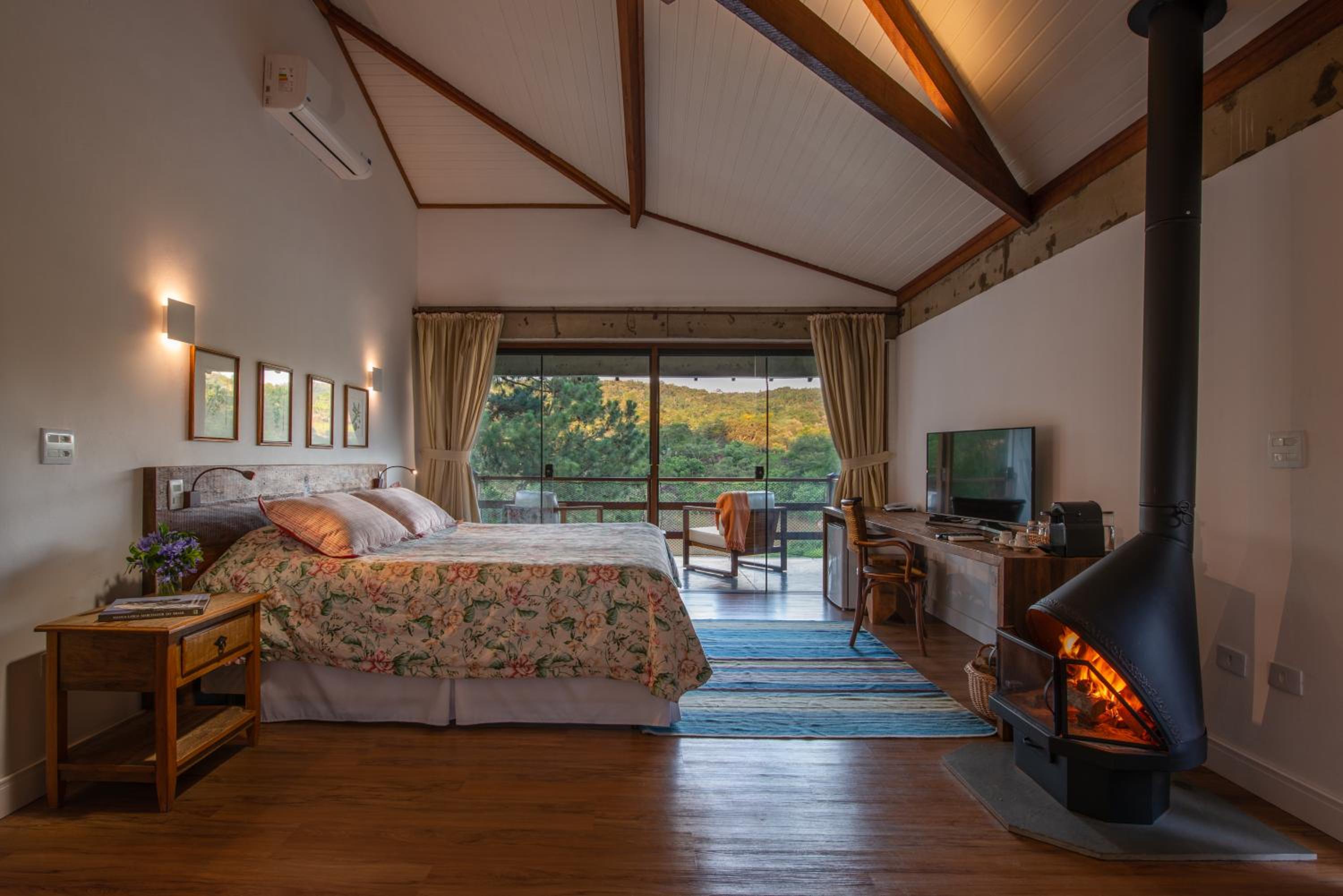 Chalet (4 Adults) photo 1