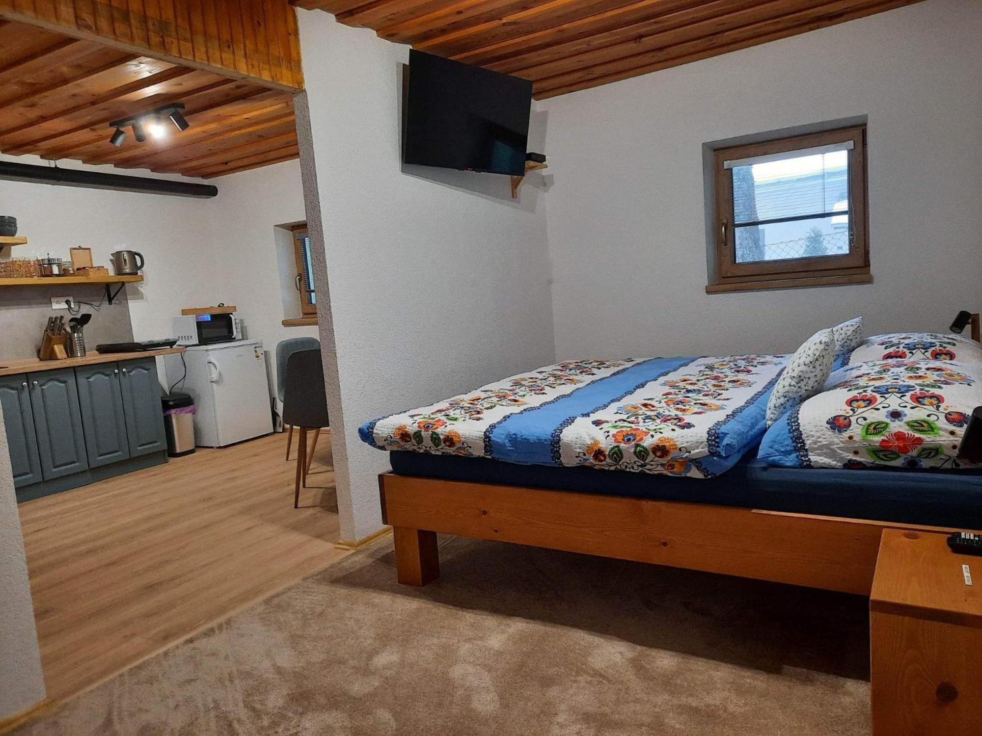 Apartment - Ground Floor - Photo 1