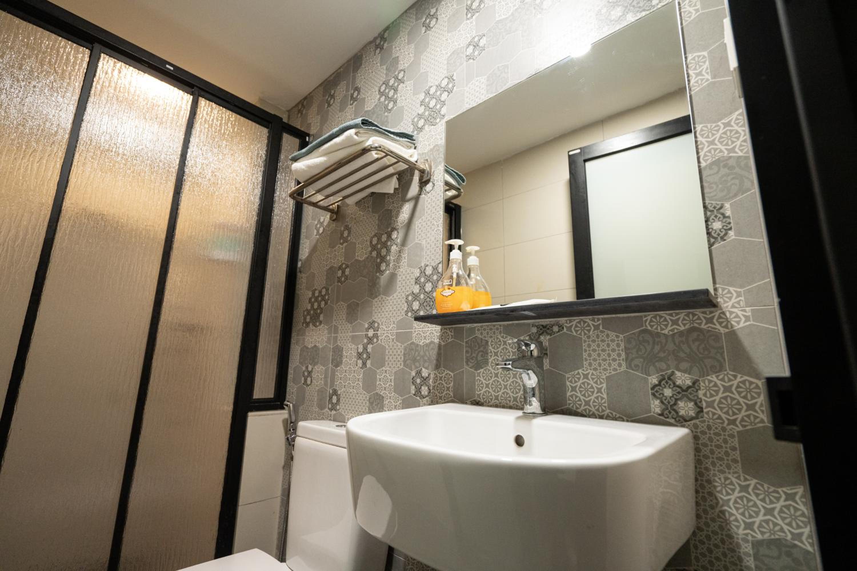 Deluxe Double Room - Photo 55