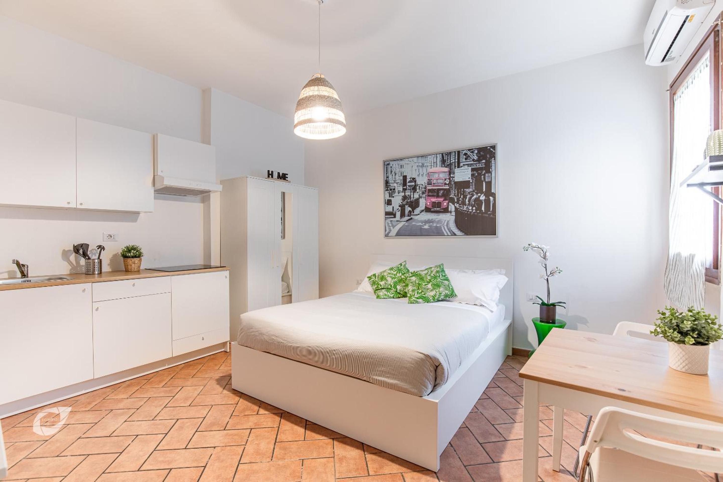 One-Bedroom Apartment