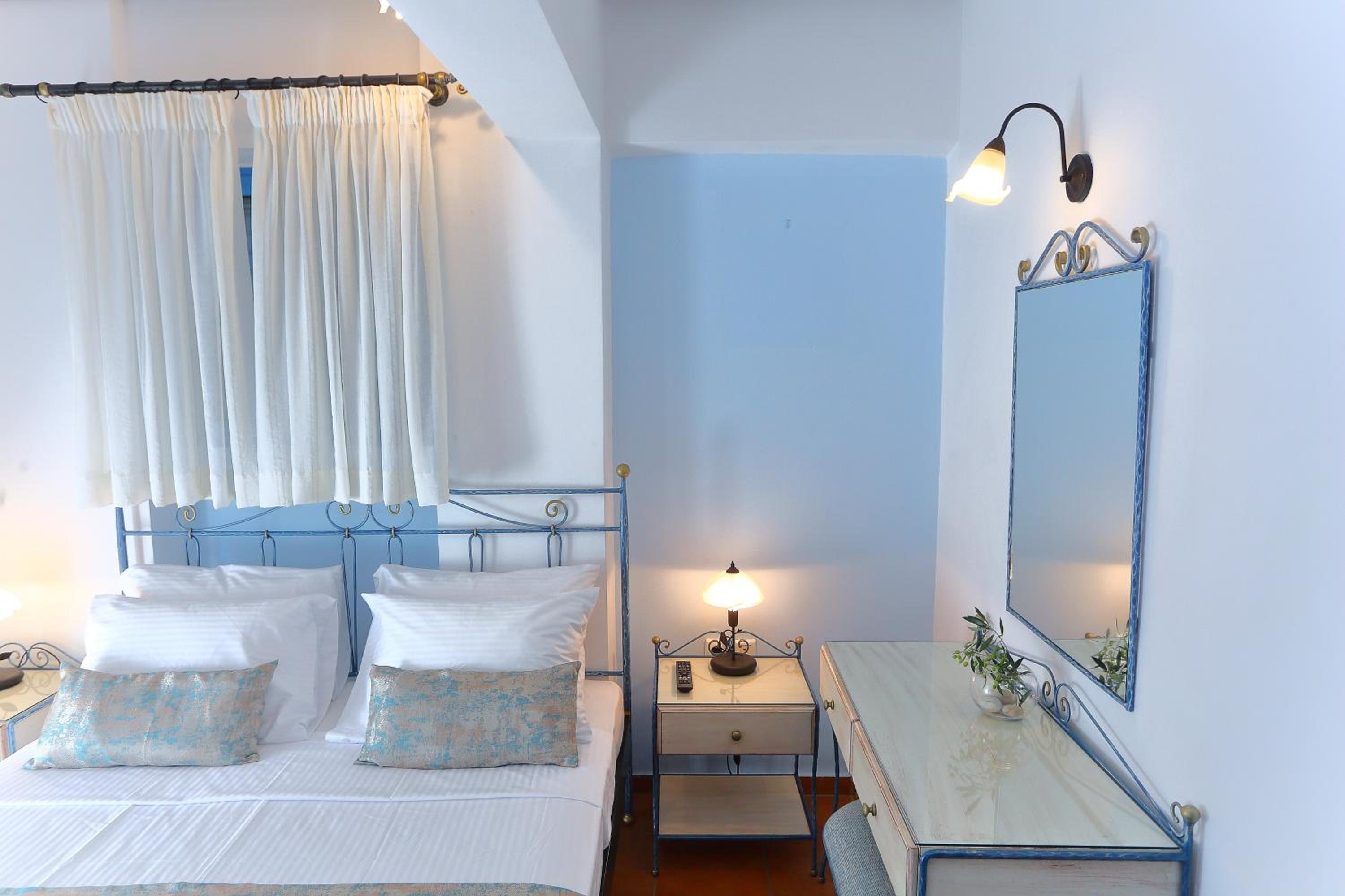 Family One-Bedroom Apartment with Sea View photo 3