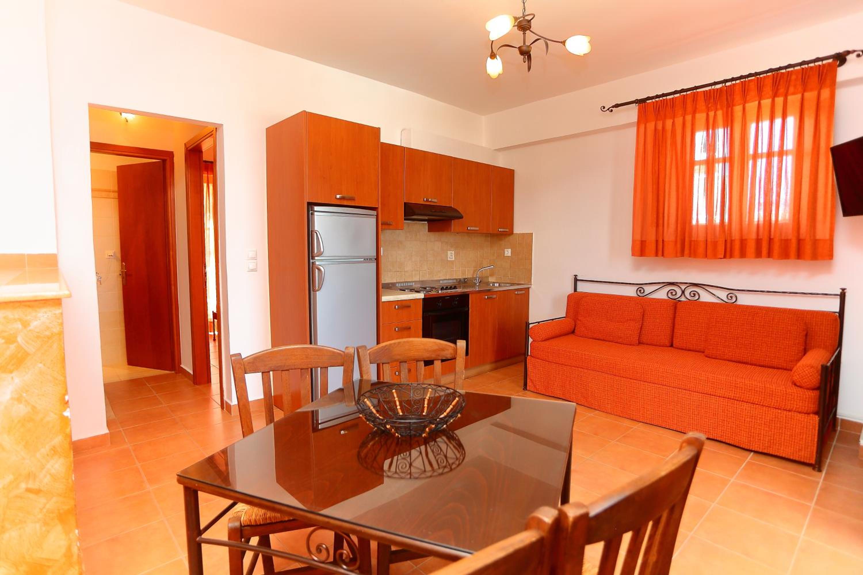 One-Bedroom Apartment with Panoramic Sea View photo 3