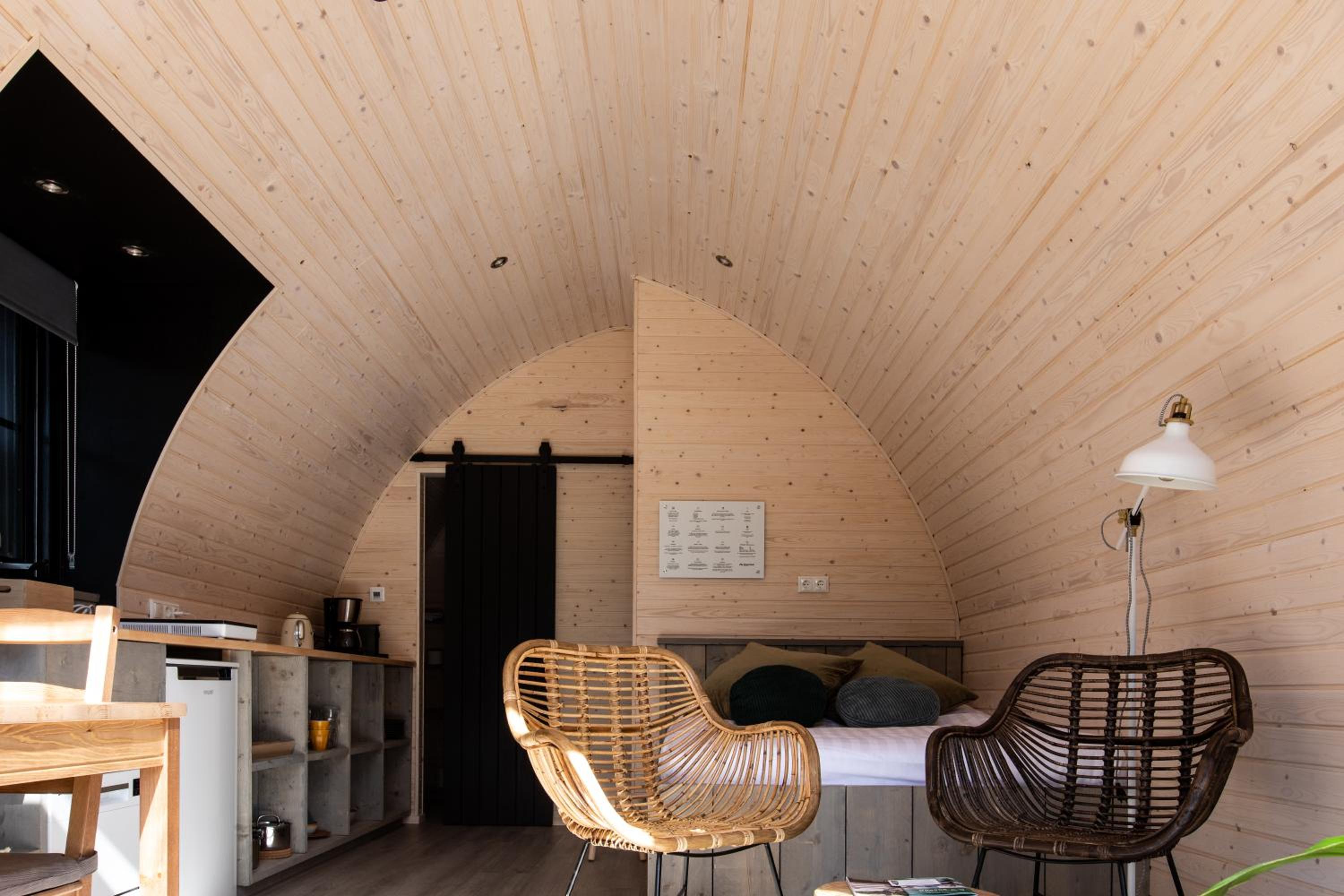 Two-Bedroom House - Photo 19