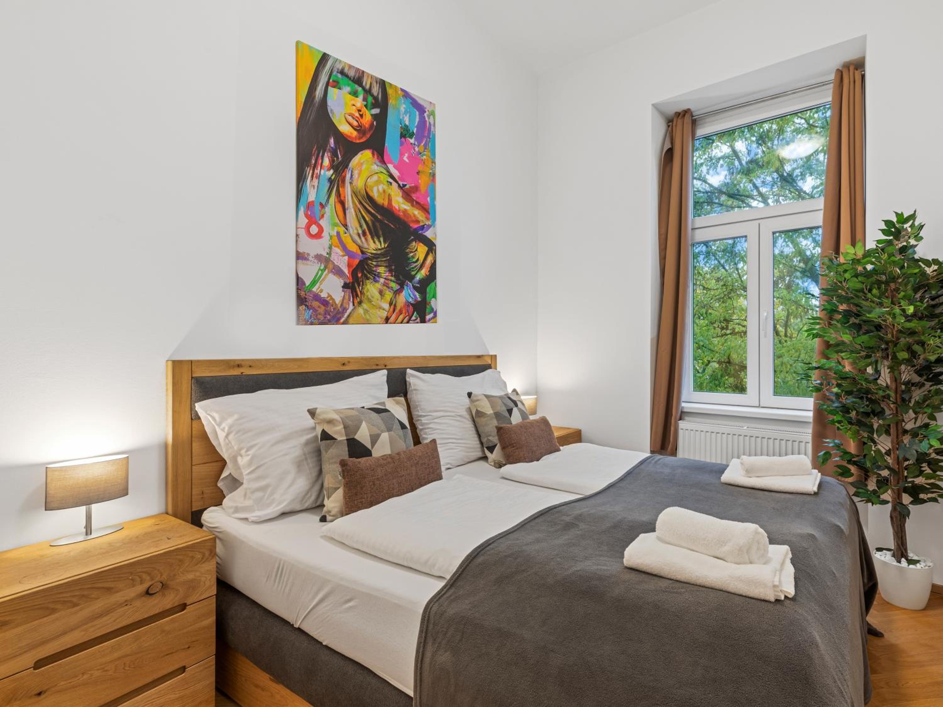 Two-Bedroom Apartment At Danube Canal 