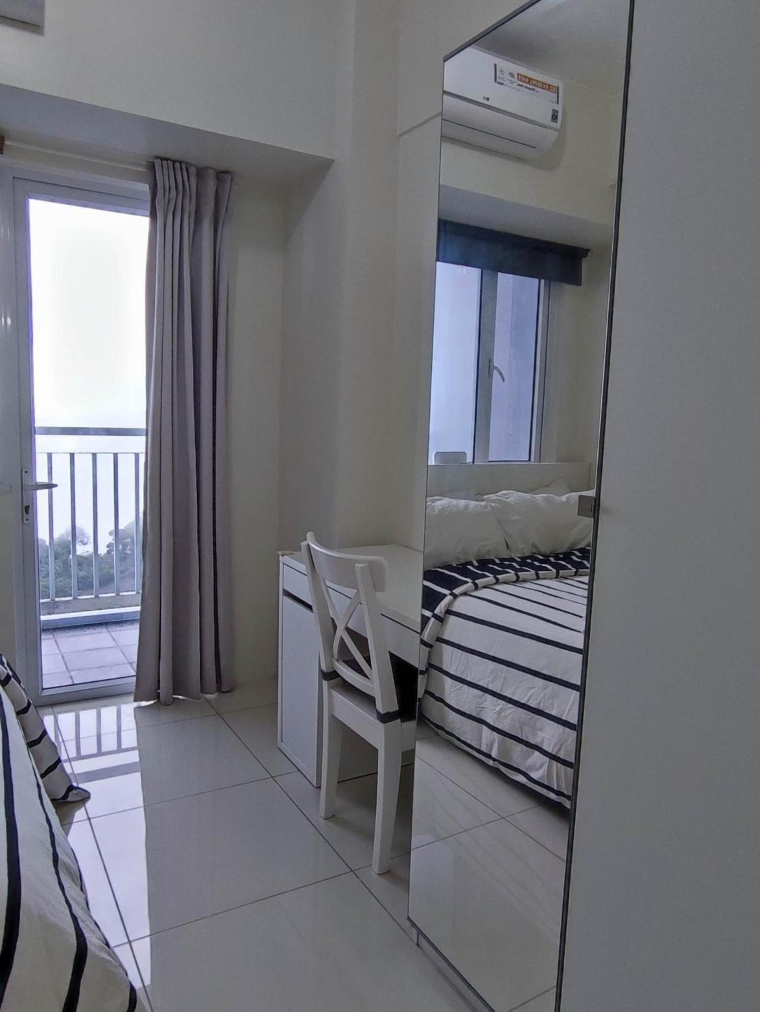 Deluxe Double Room with Balcony and Sea View