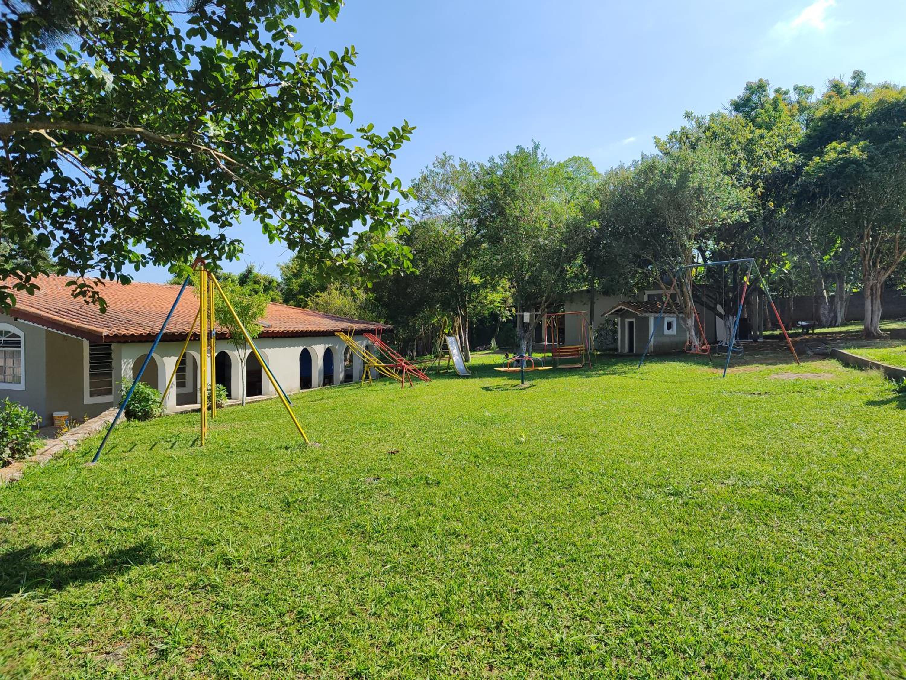 Three-Bedroom House photo 3