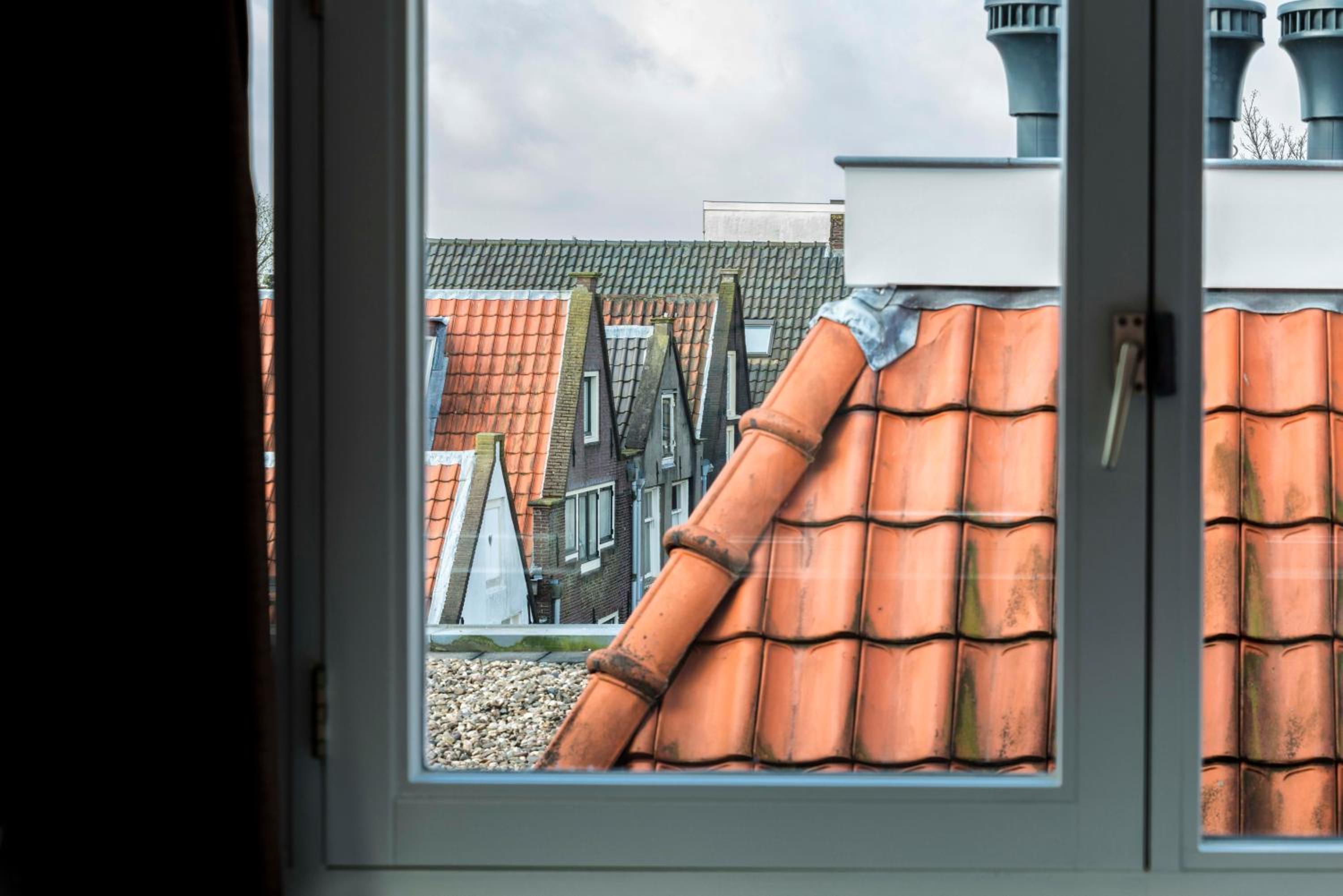 Large Double Room Attic thumbnail 6