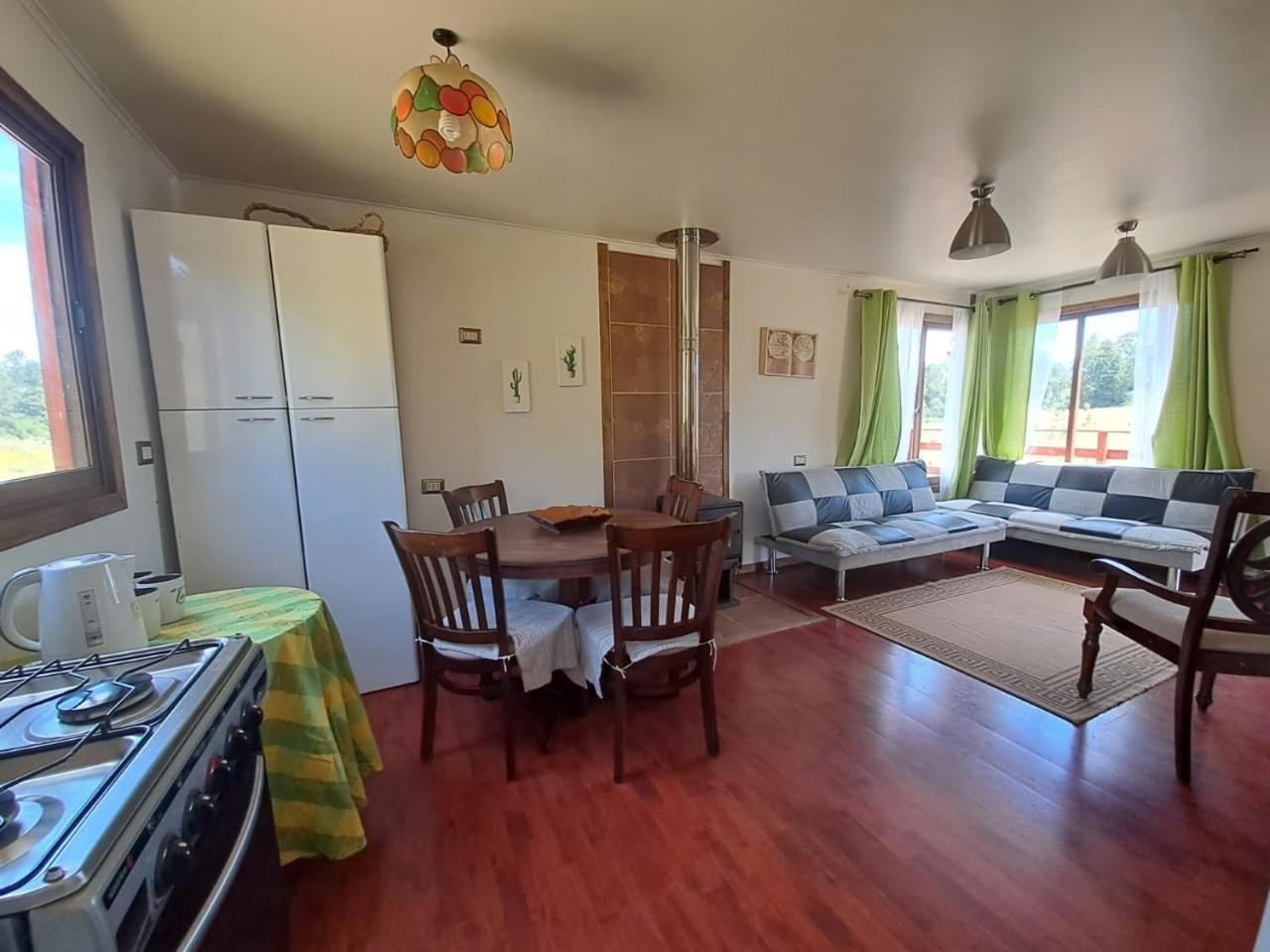 Three-Bedroom House photo 1