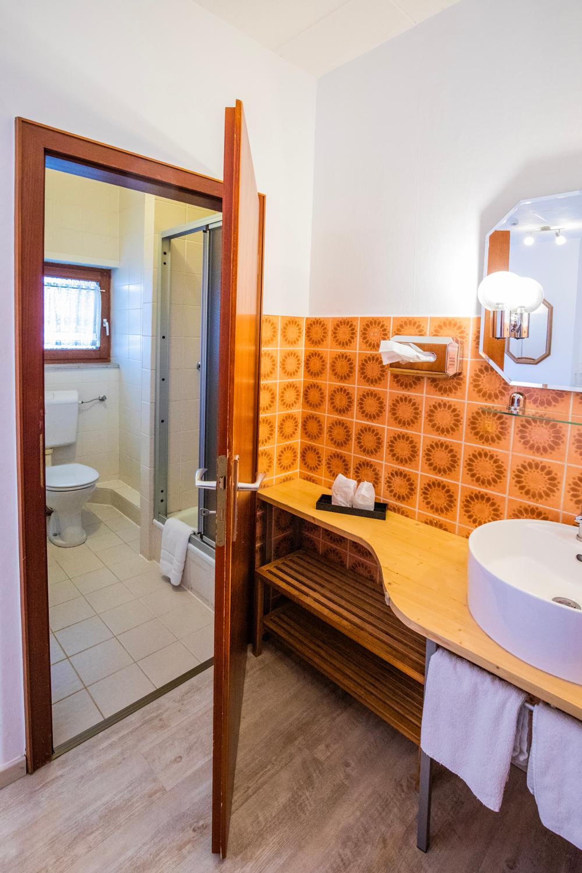 Budget Single Room photo 2