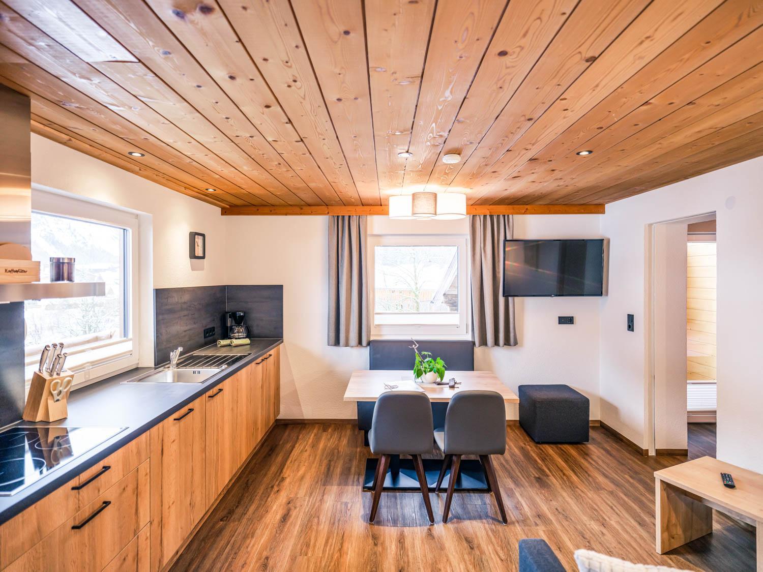 Standard One-Bedroom Apartment with Balcony (2 Adults) photo 3
