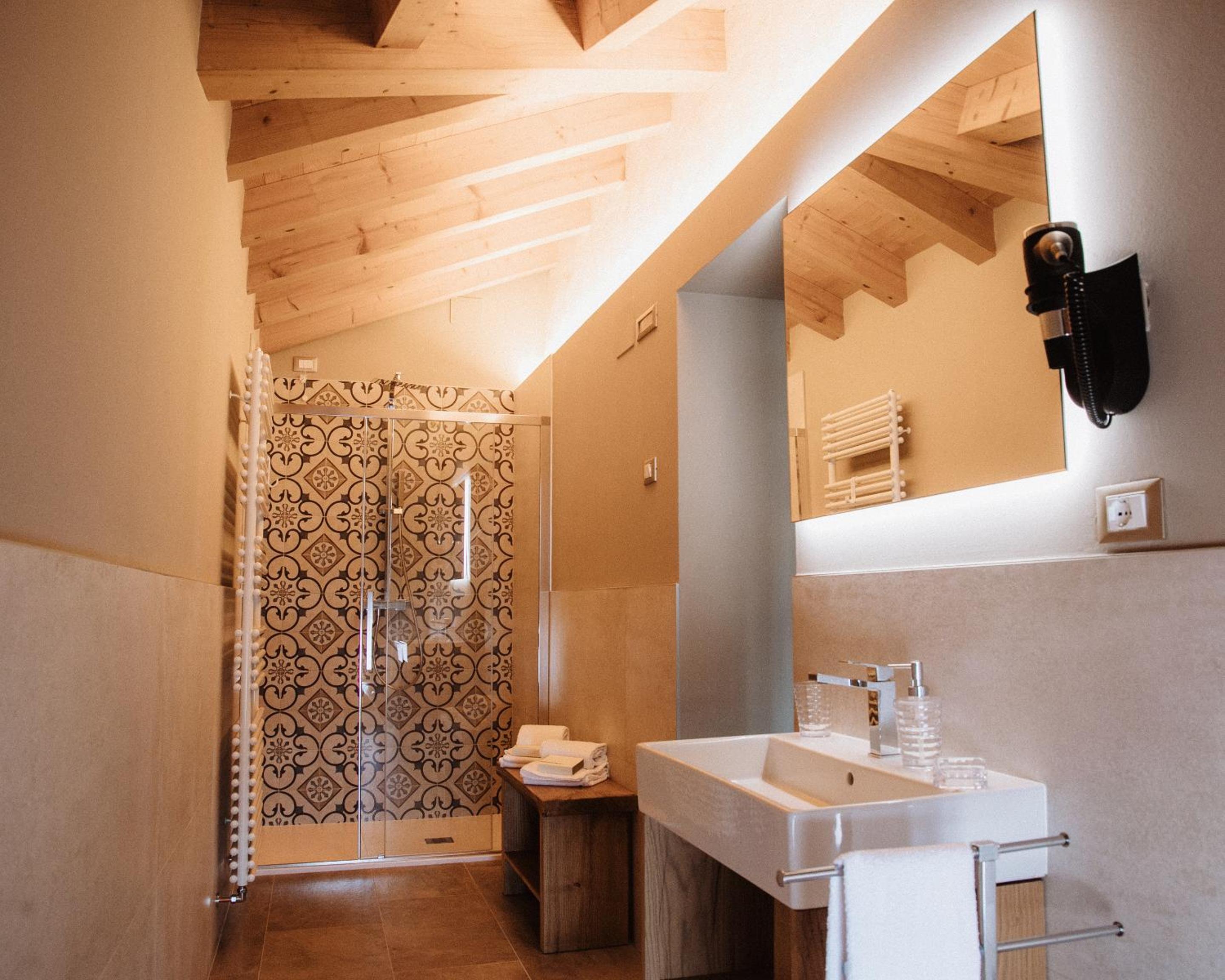 Luxury Triple Room photo 2