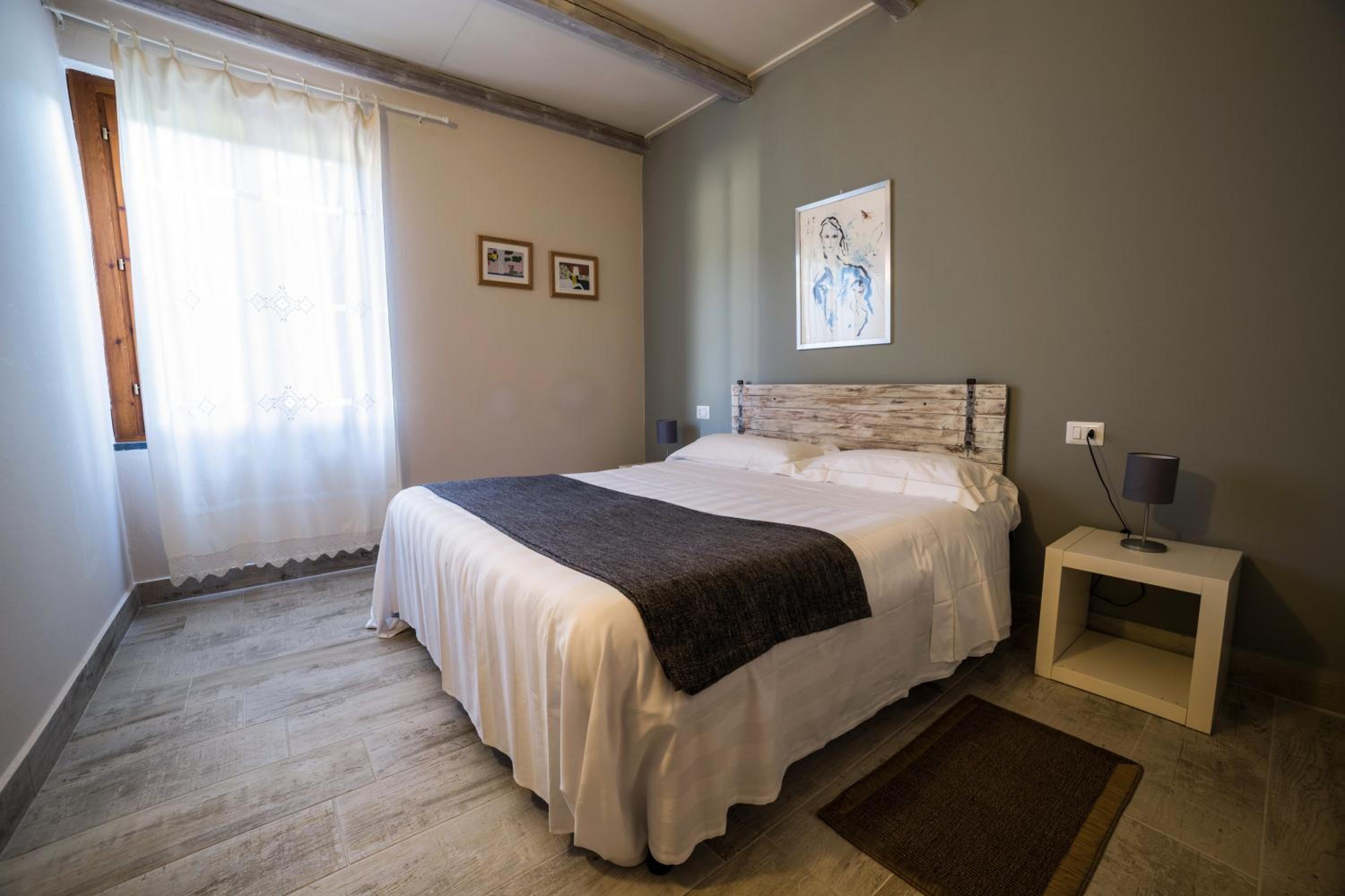 Two-Bedroom Apartment With Terrace photo 3