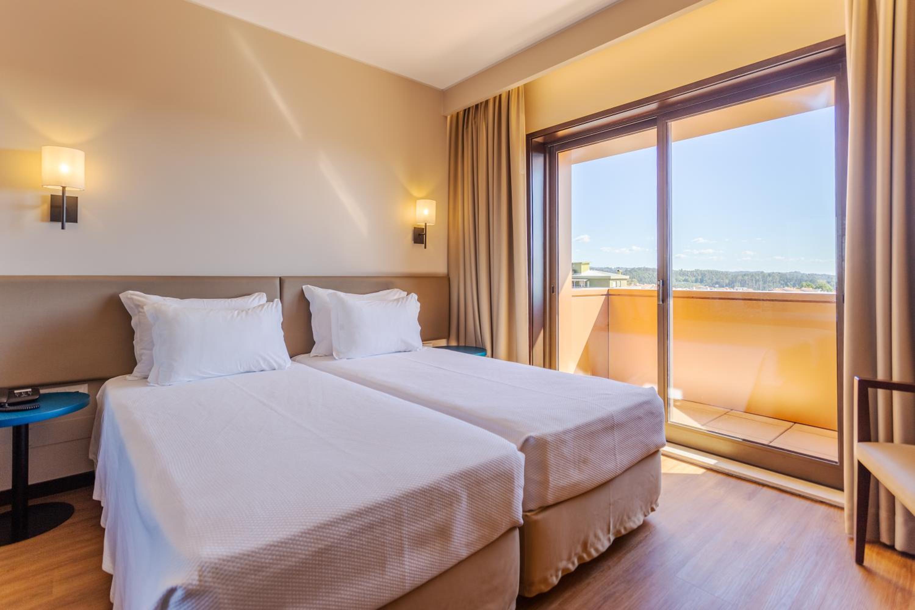 Superior Twin Room - Photo 1