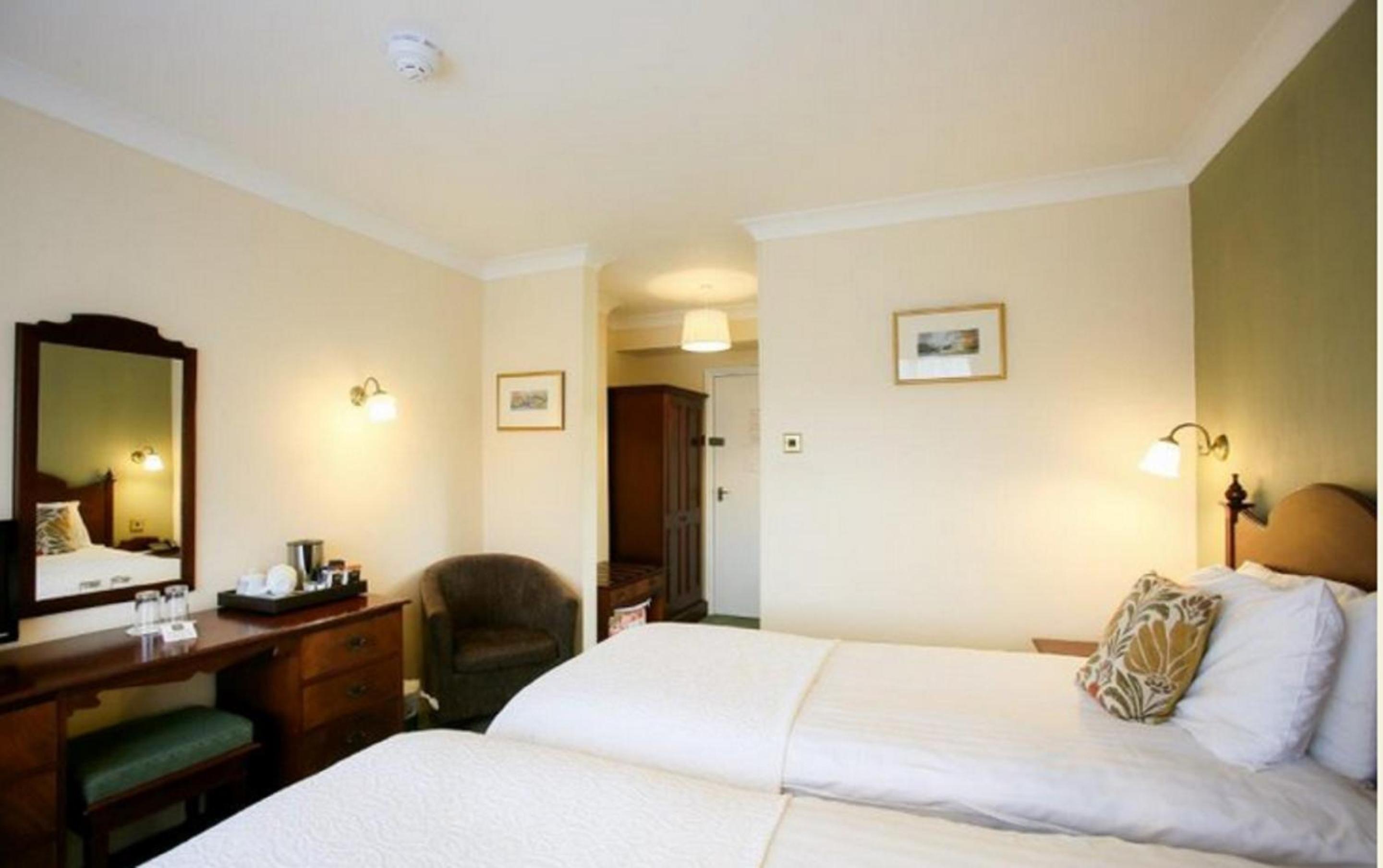 Twin Room With Mountain View