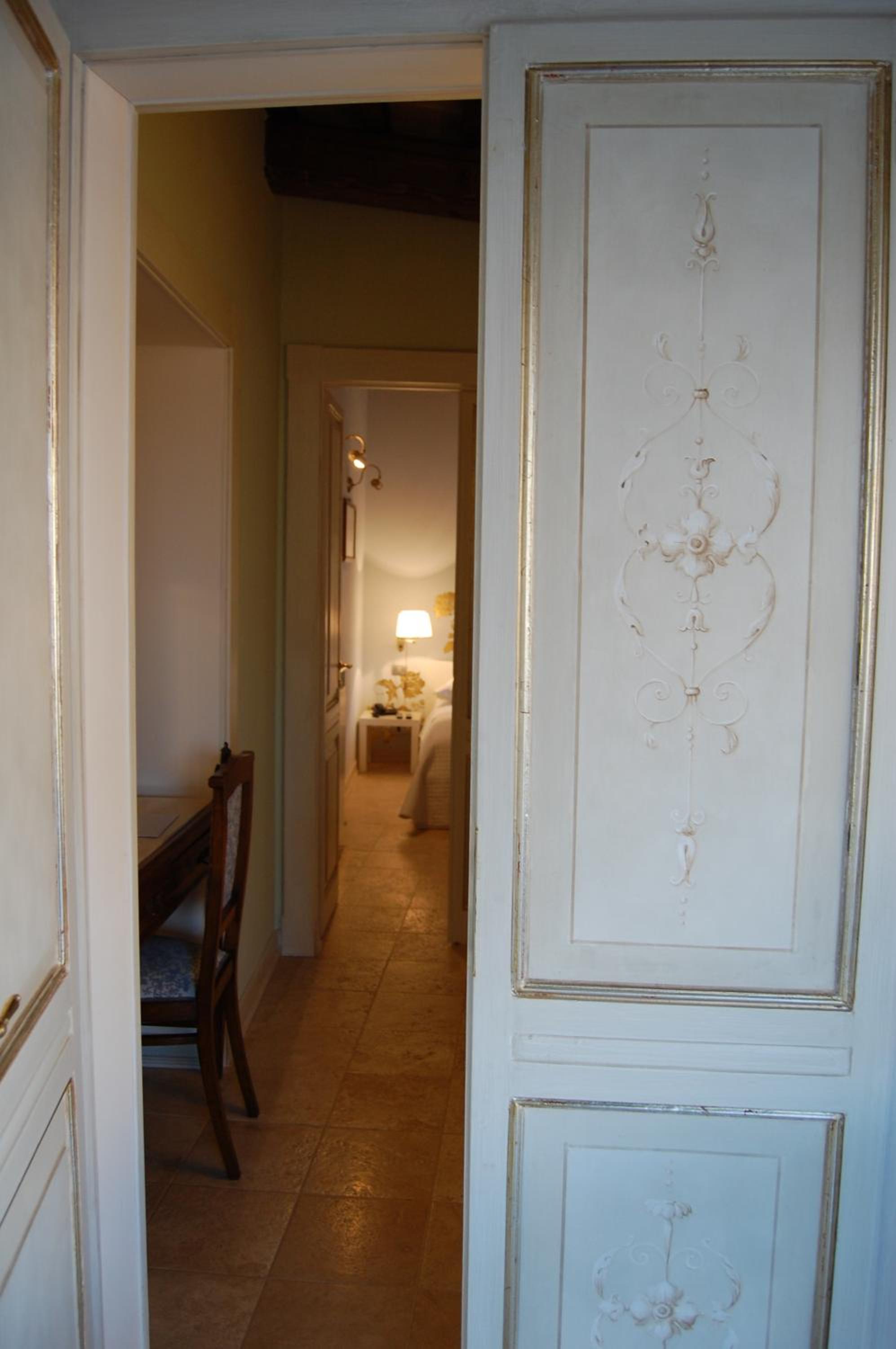 Double Room - Photo 3