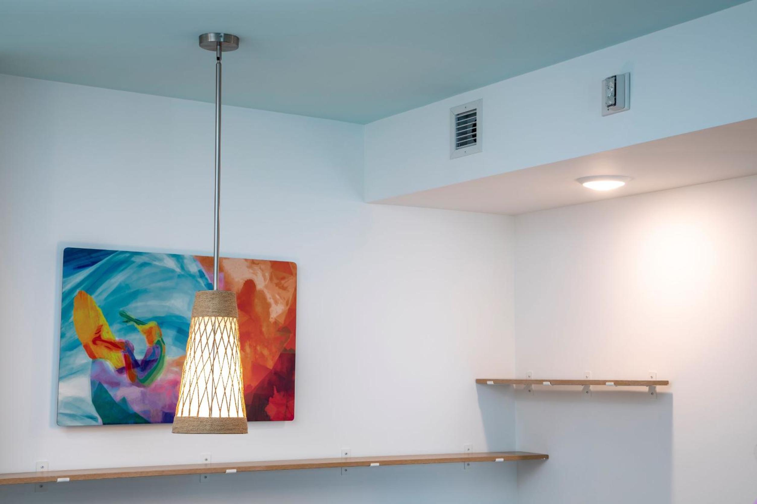 Standard Room Hearing Accessible (Includes Early Park Admission*) photo 2