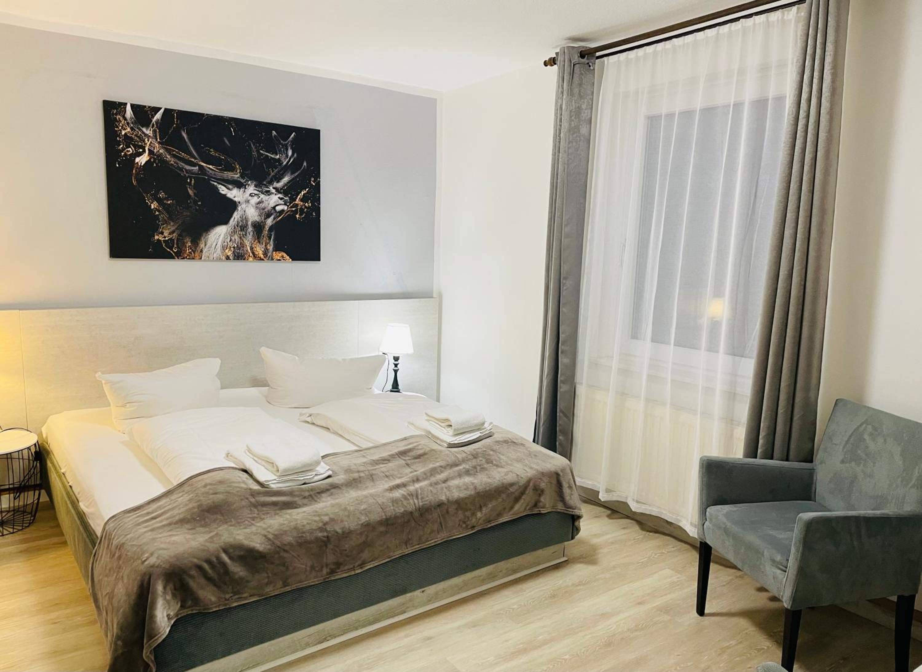 Double Room - Photo 3