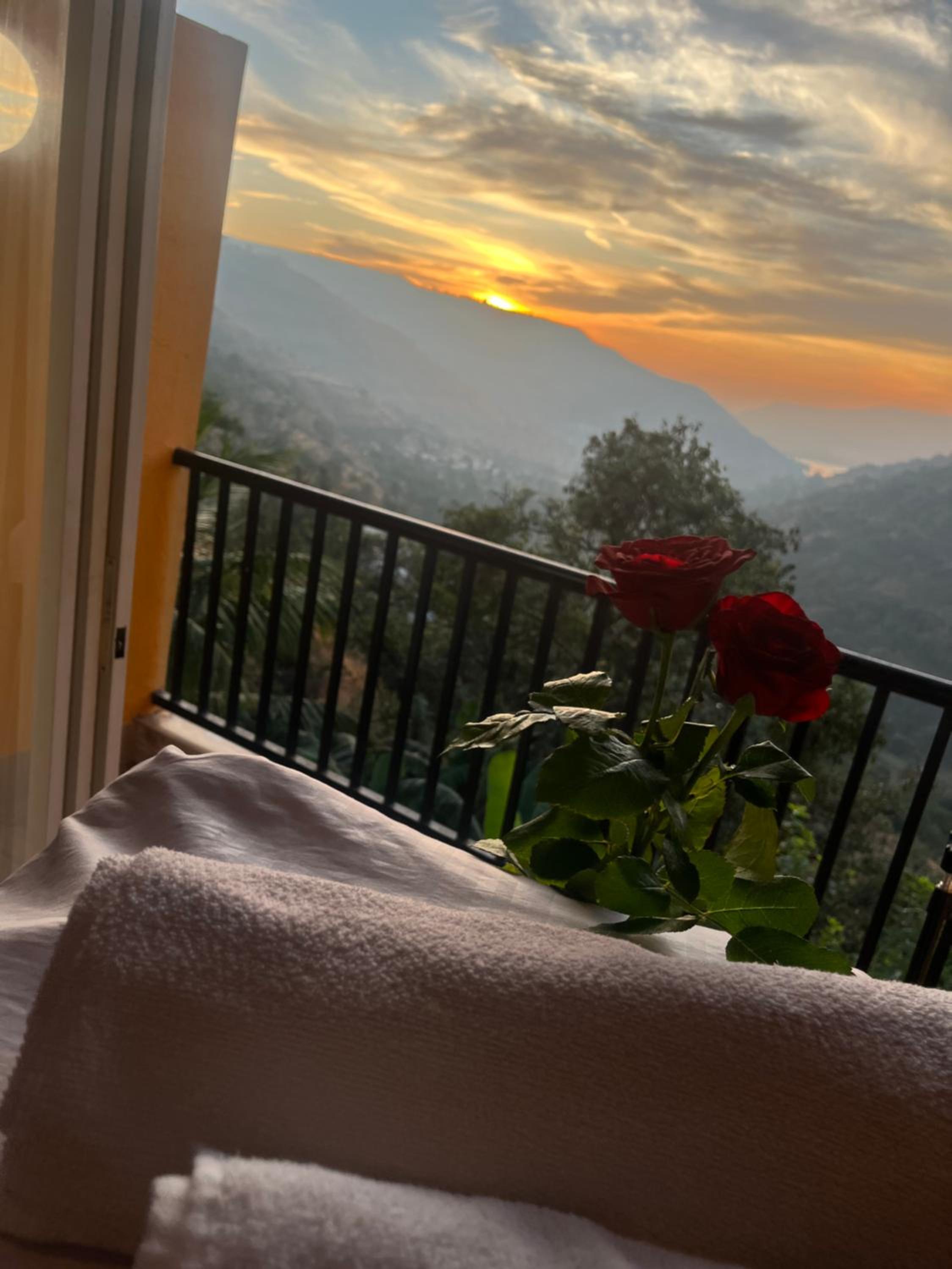 King Room with Mountain View - Photo 18