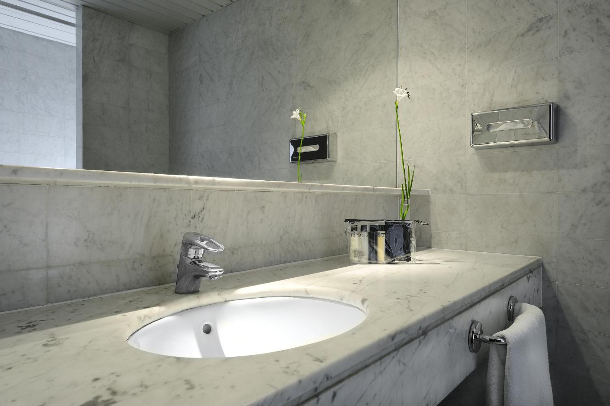 Junior Suite (3 Adults) thumbnail 6
