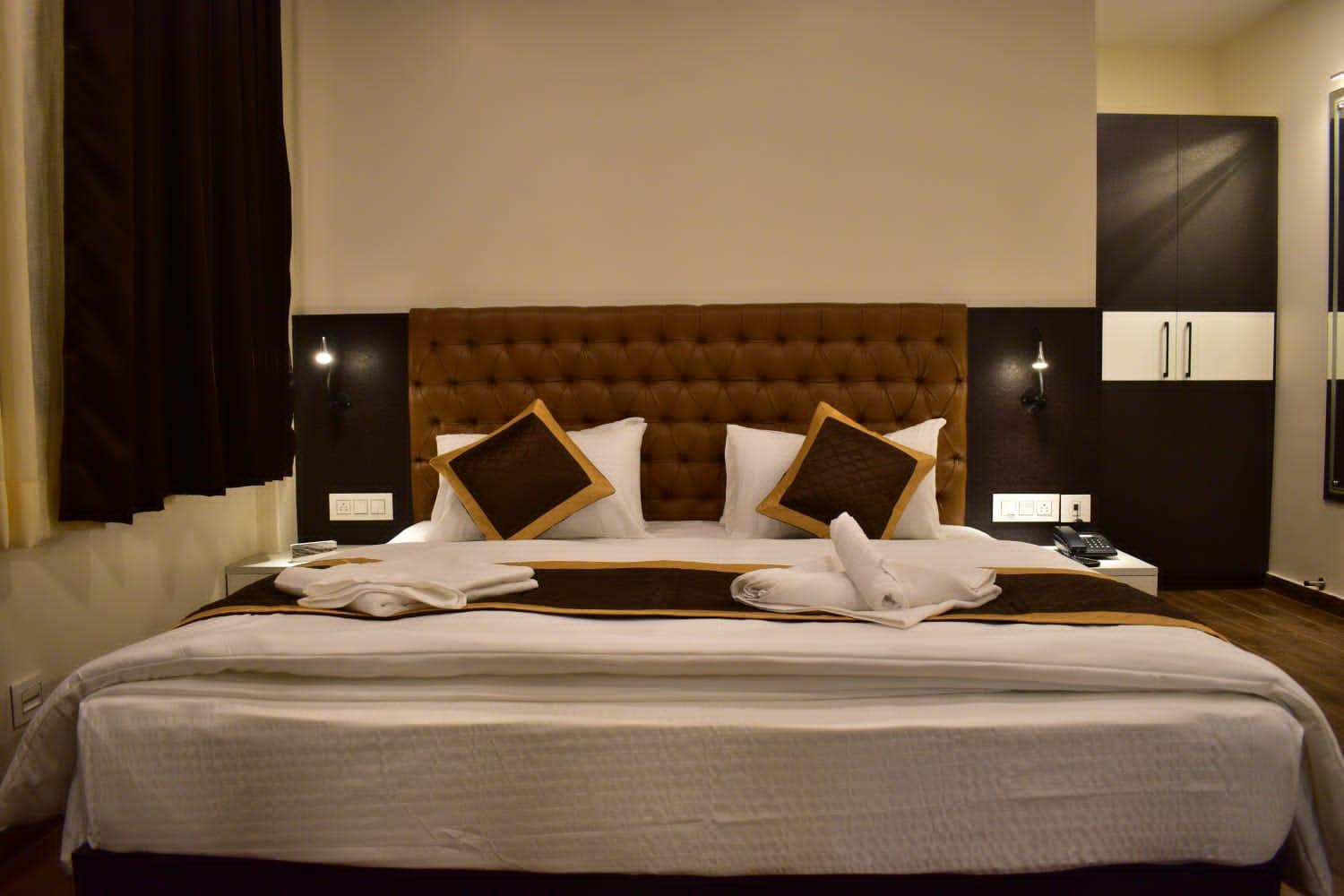 King Room with Mountain View - Photo 1