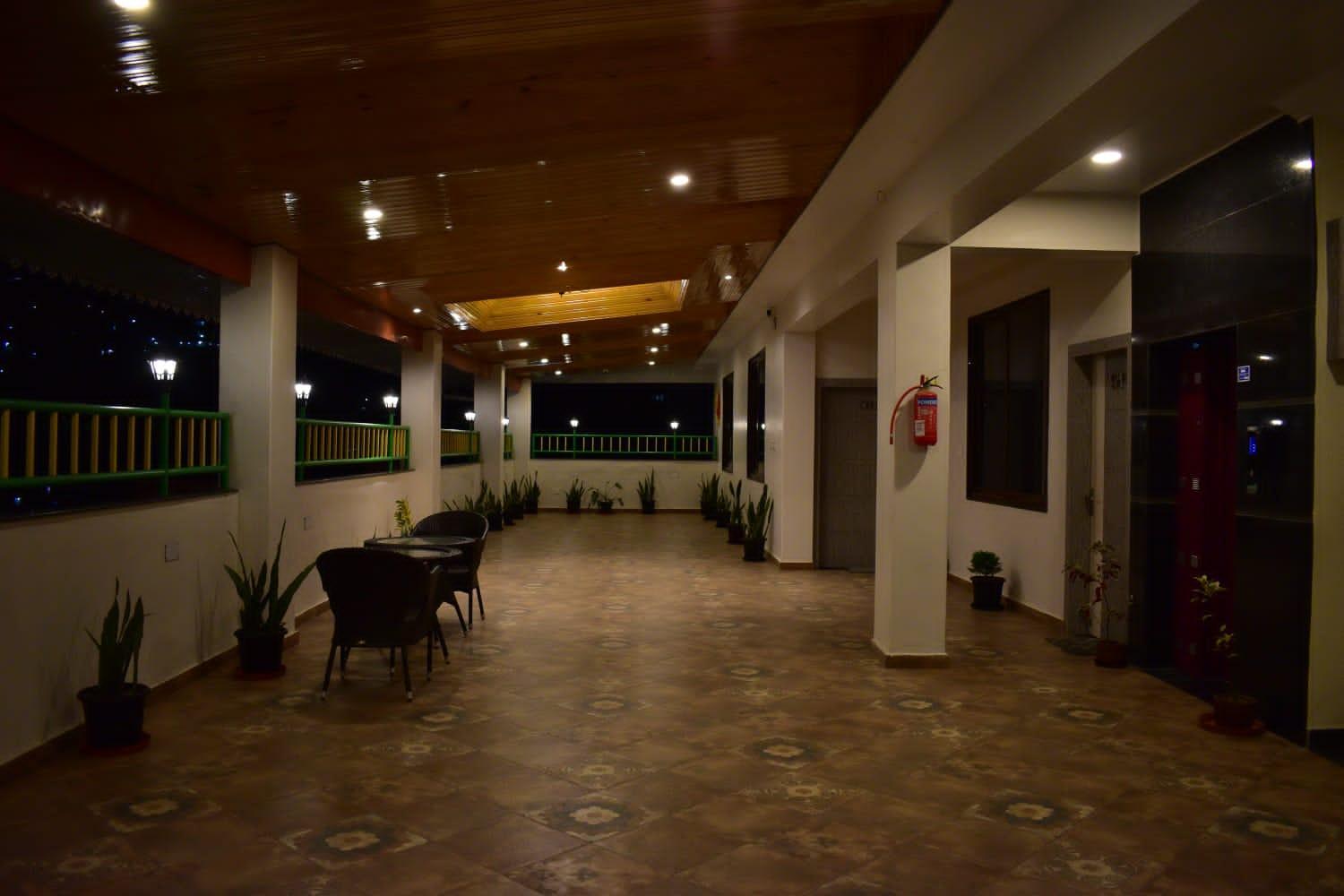 Apartment with Terrace - Photo 9