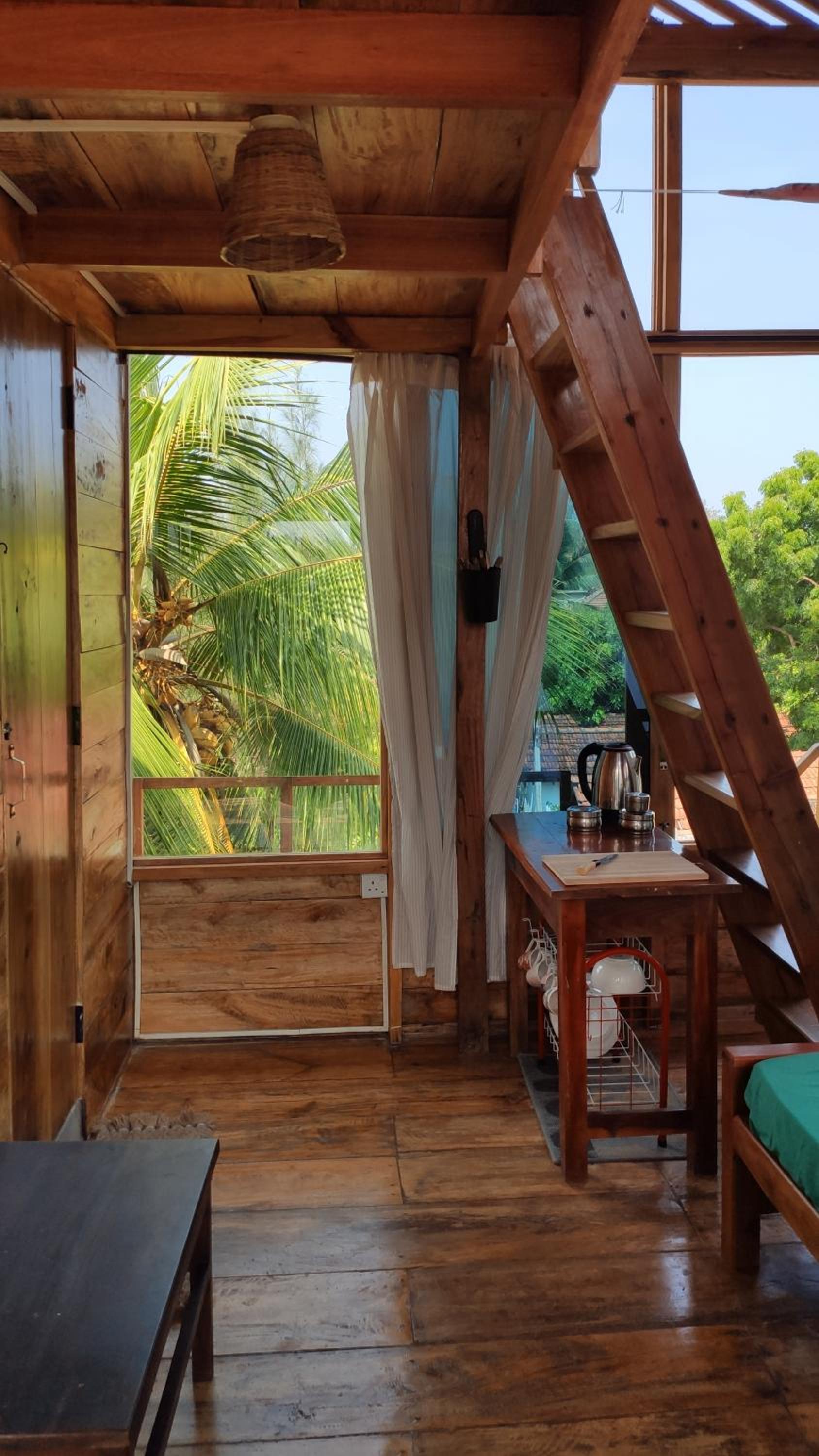 Studio Apartment with Sea View