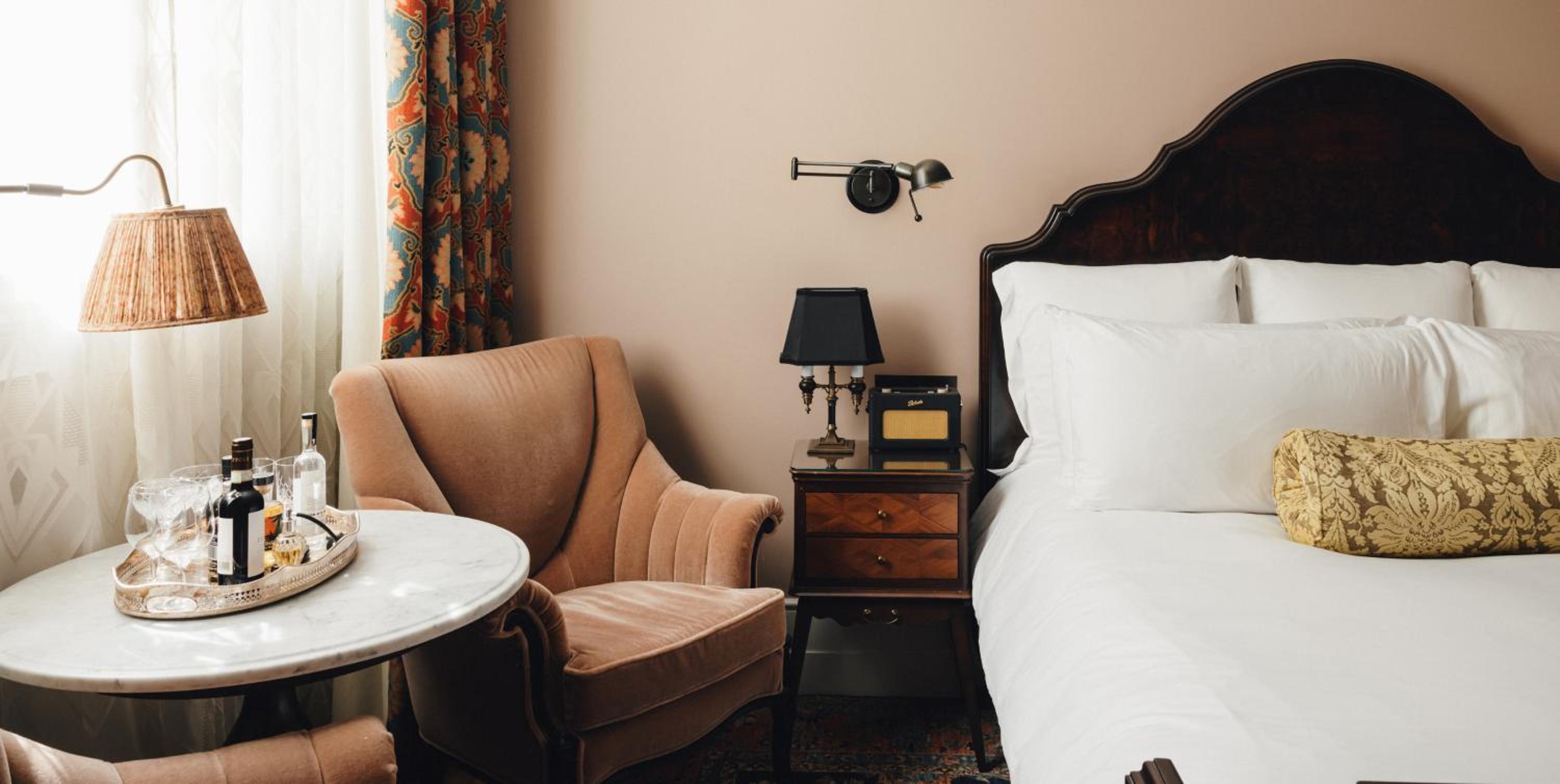 King Room - Medium