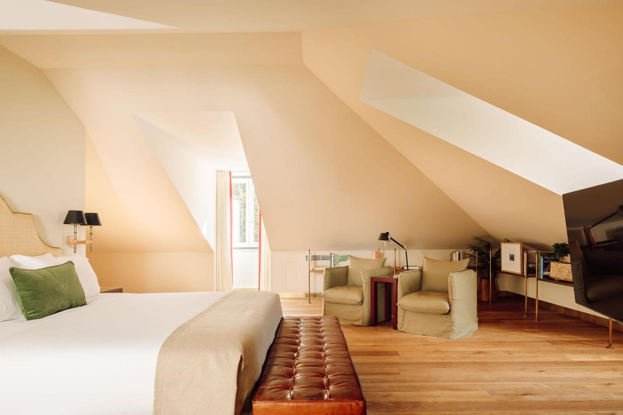Attic Suite photo 2
