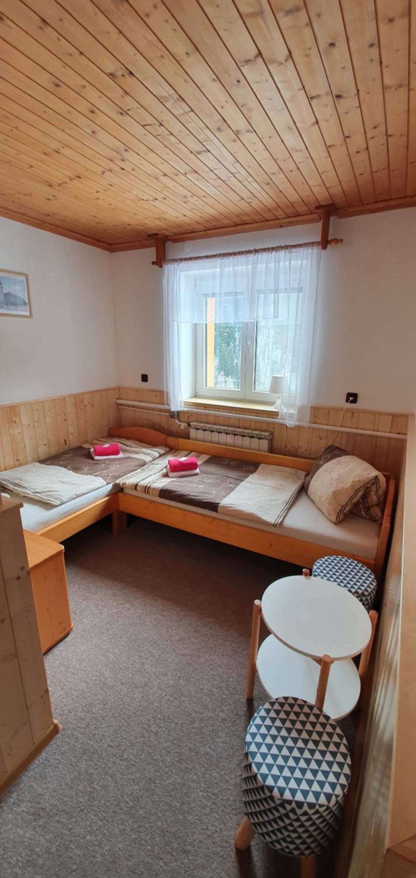Quadruple Room with Private Bathroom photo 2