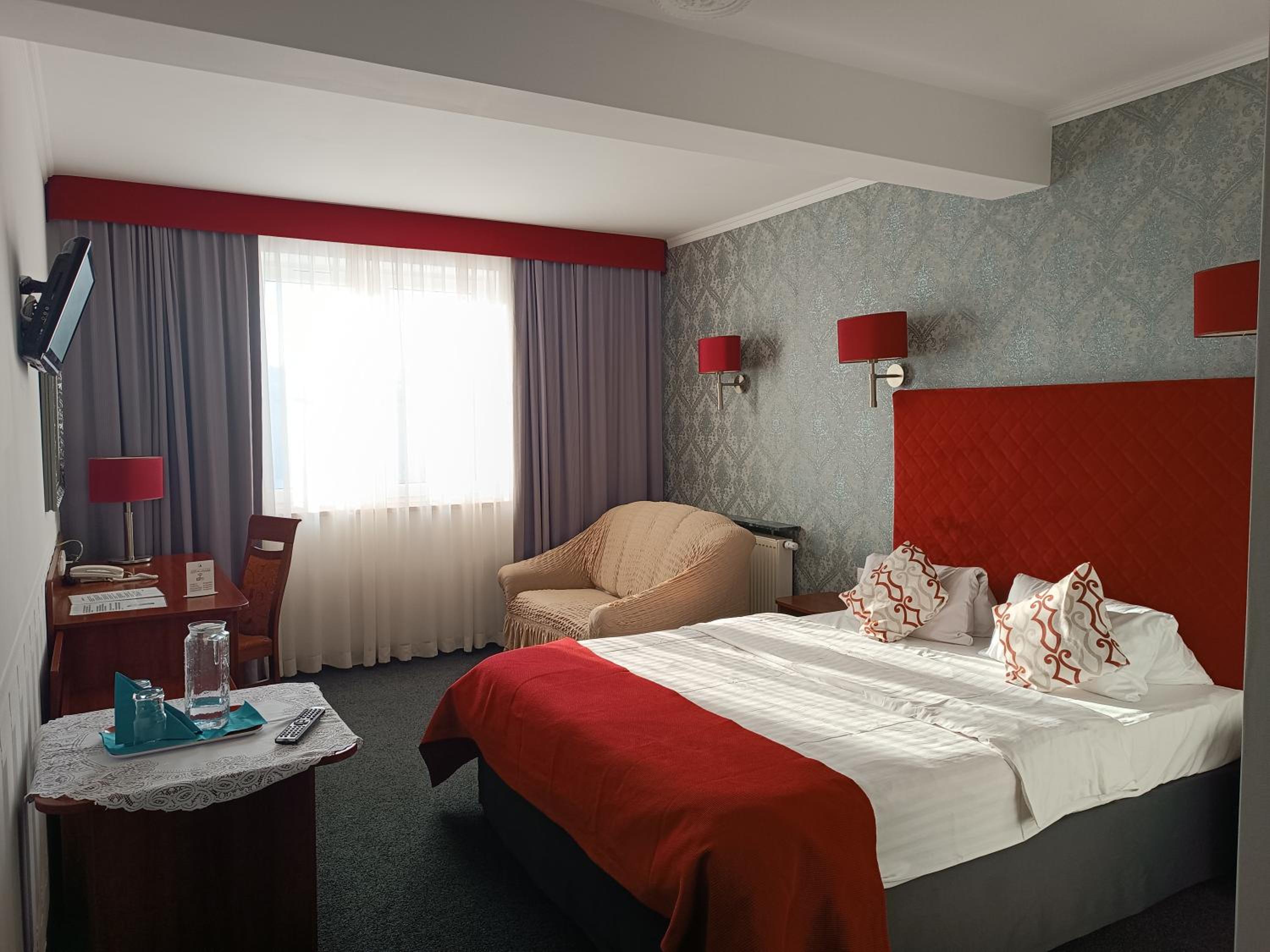 Double Room - Photo 4