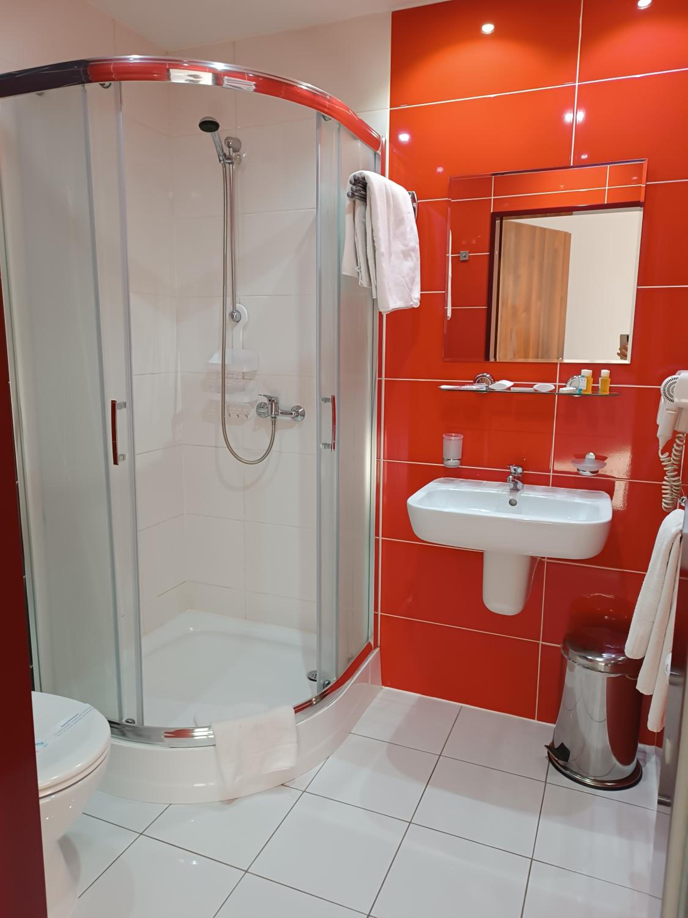 Double Room - Photo 18