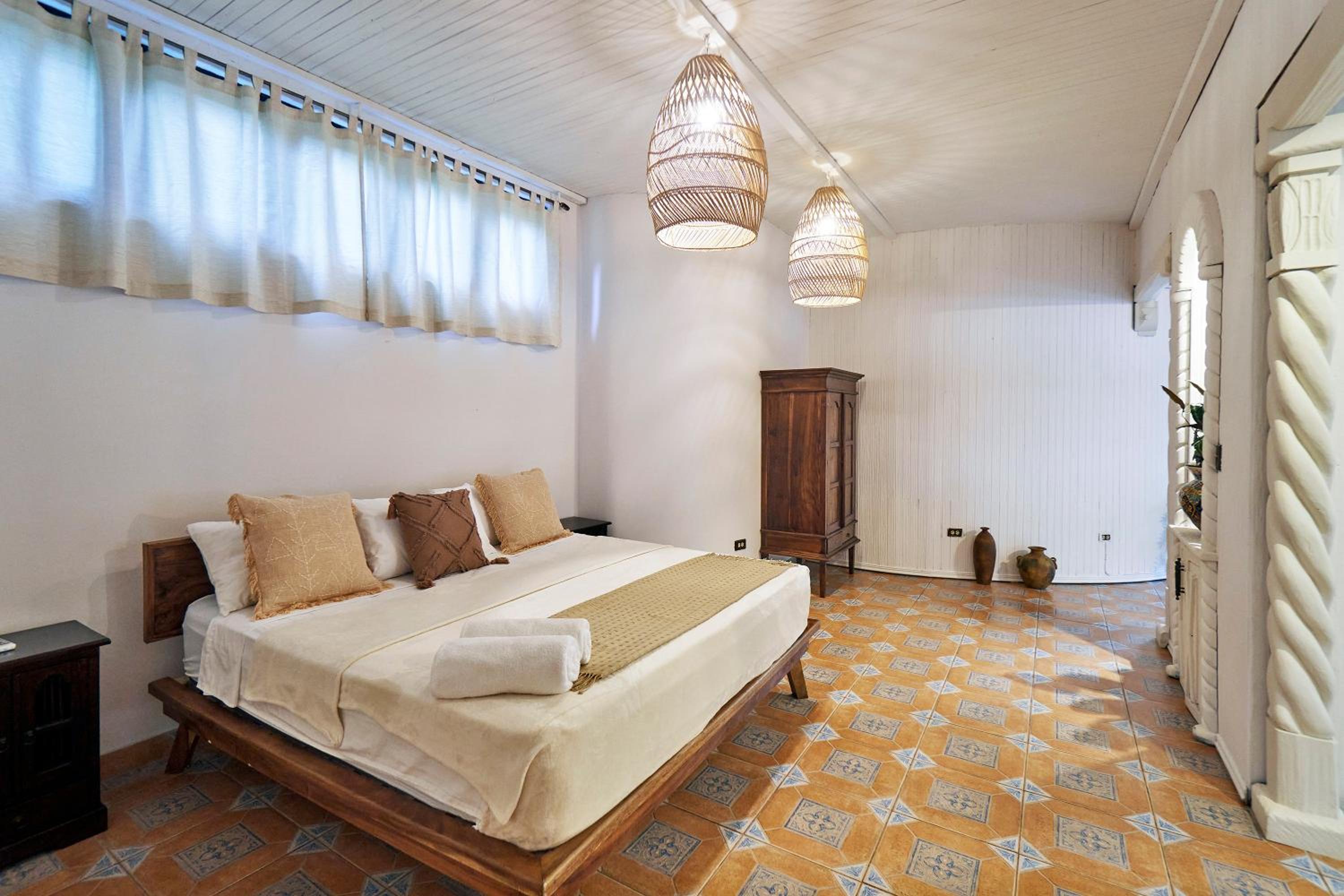 Deluxe Suite with Sea View photo 1