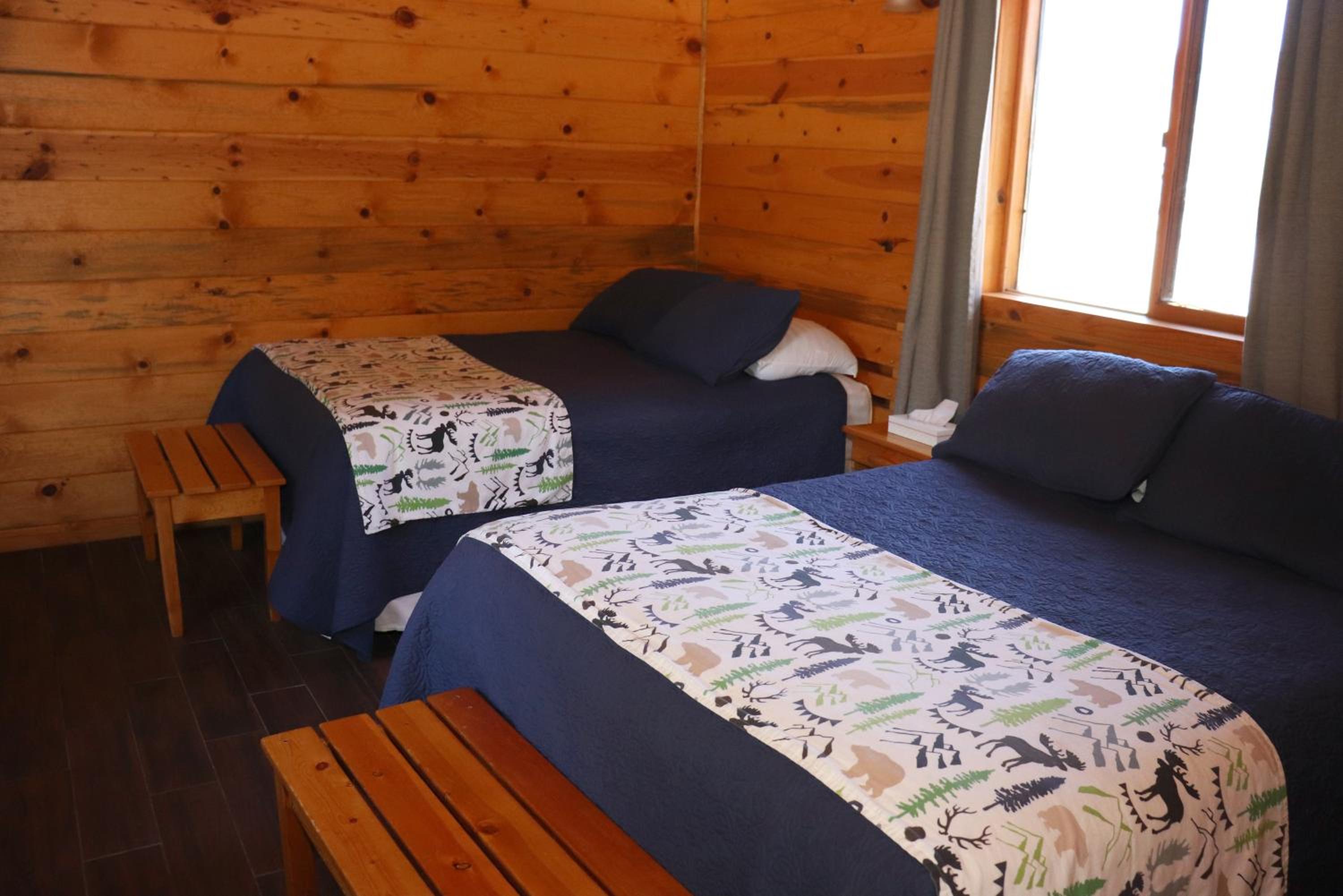 Double Room with Two Double Beds - Photo 4