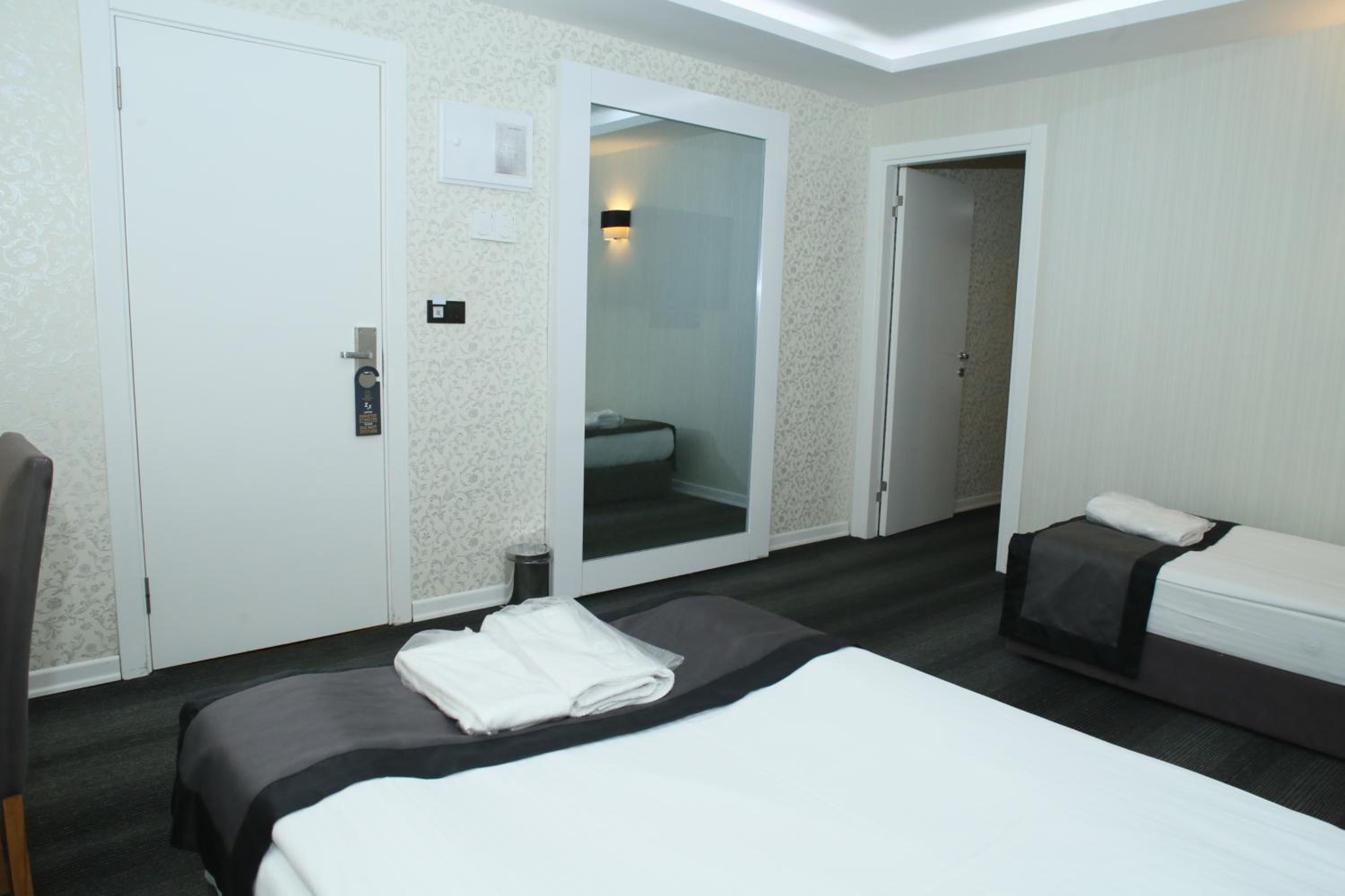 Junior Suite - Photo 1