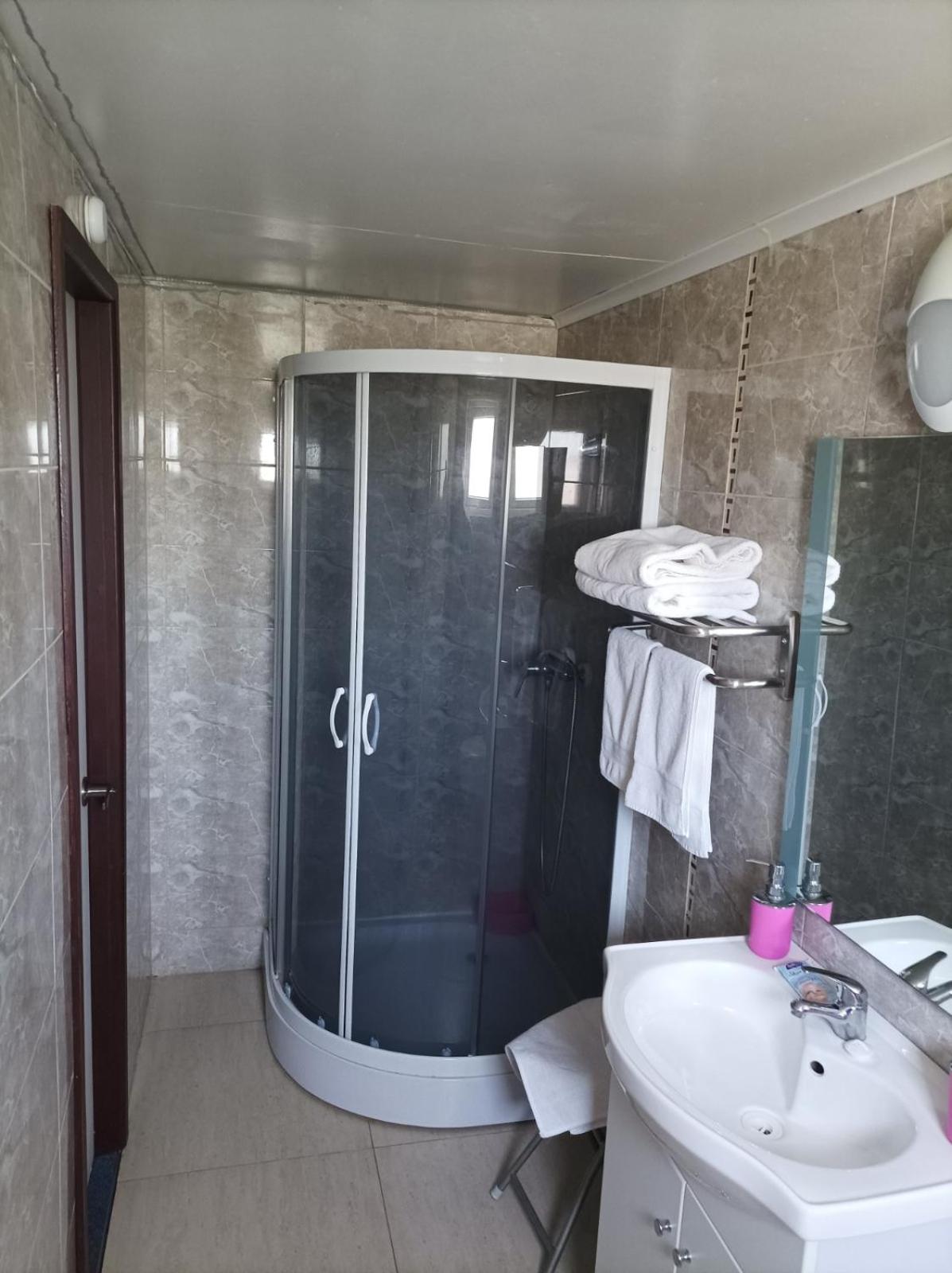 Triple Room with Bathroom