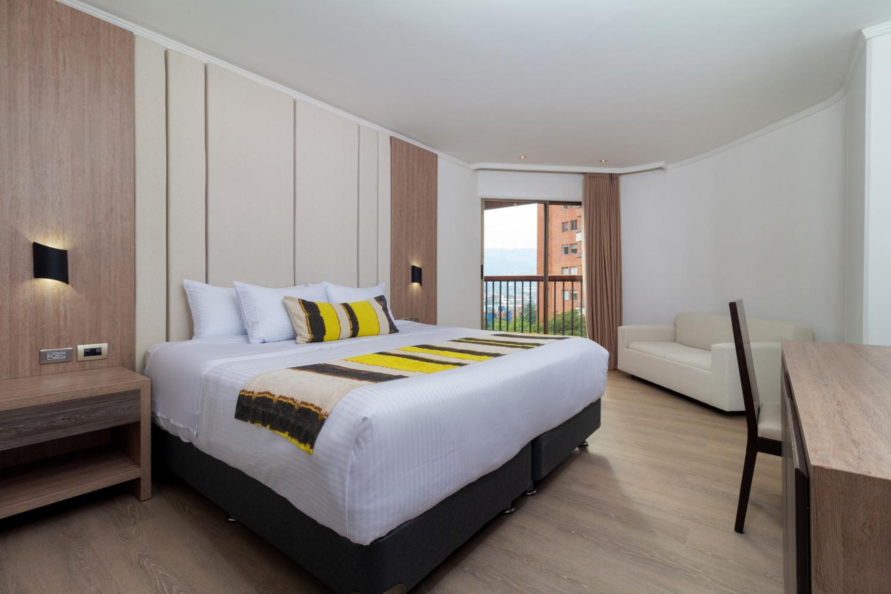 Standard Double Room - Photo 1