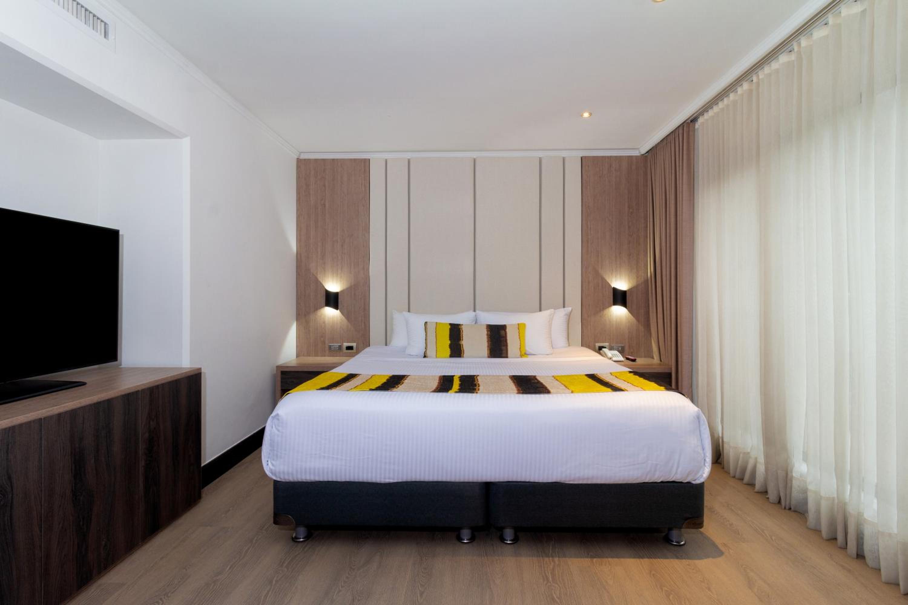 Junior Suite - Photo 6