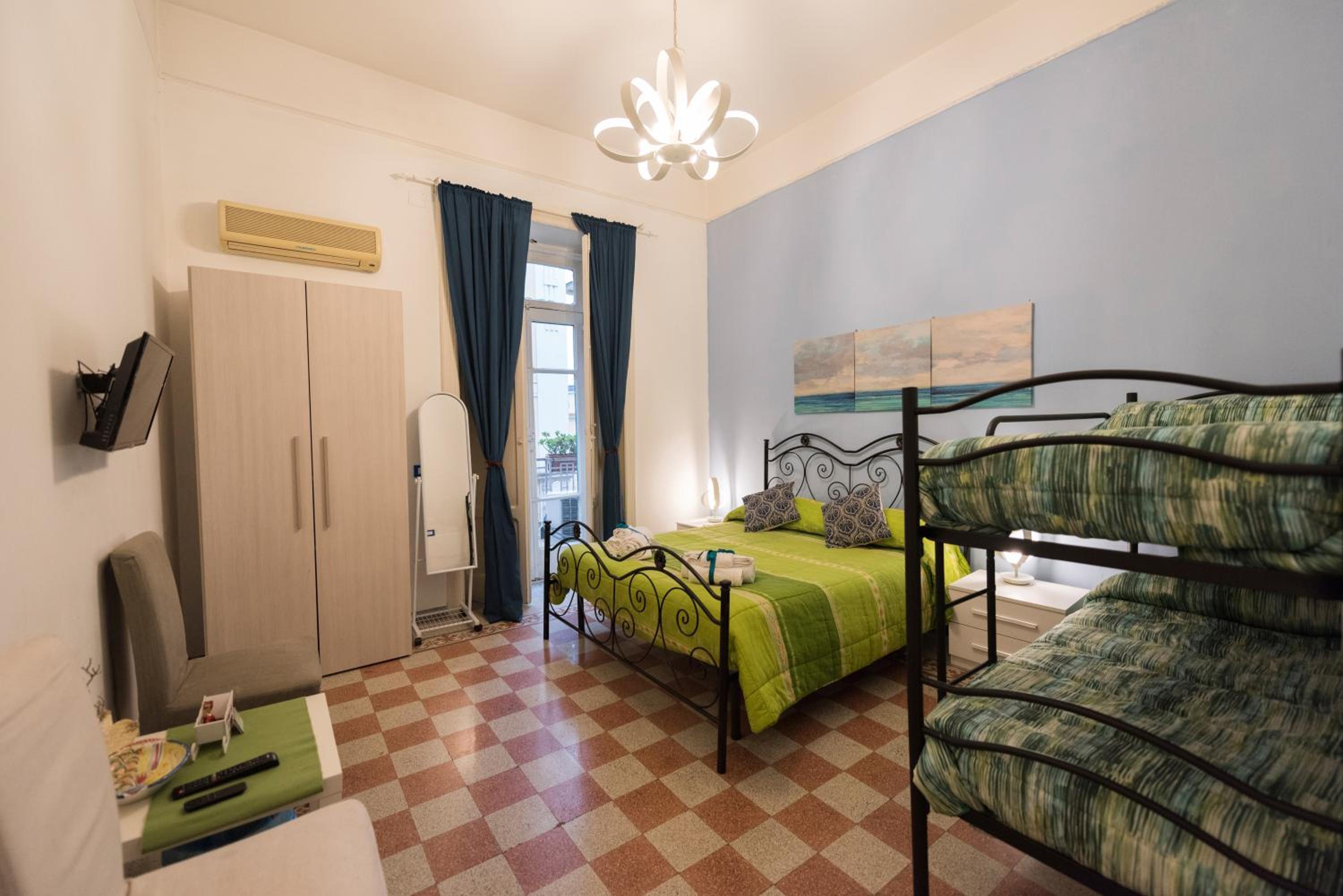 King Room With Balcony