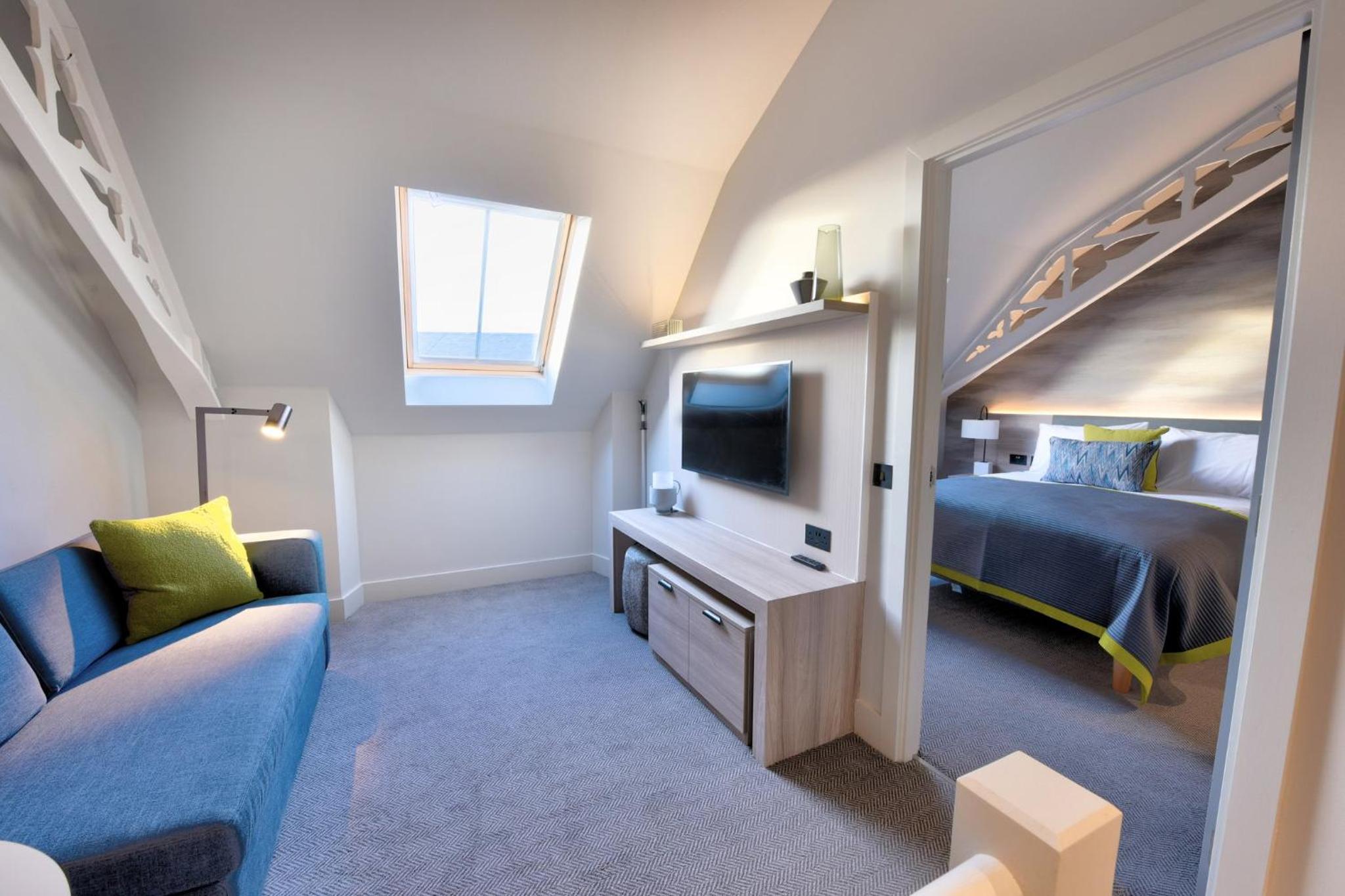 One-Bedroom King Suite - Photo 1