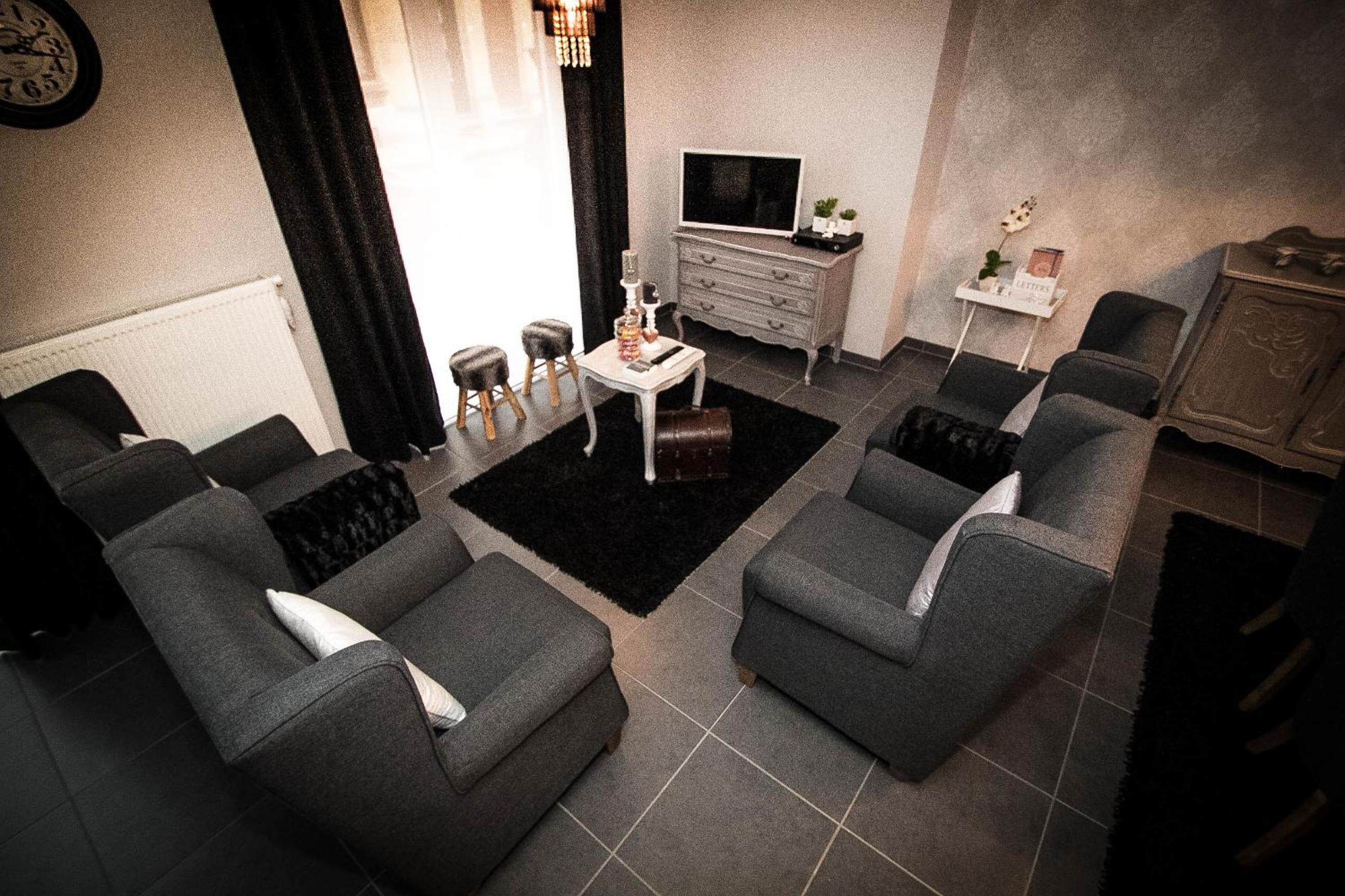 Apartment - Ground Floor - Photo 9