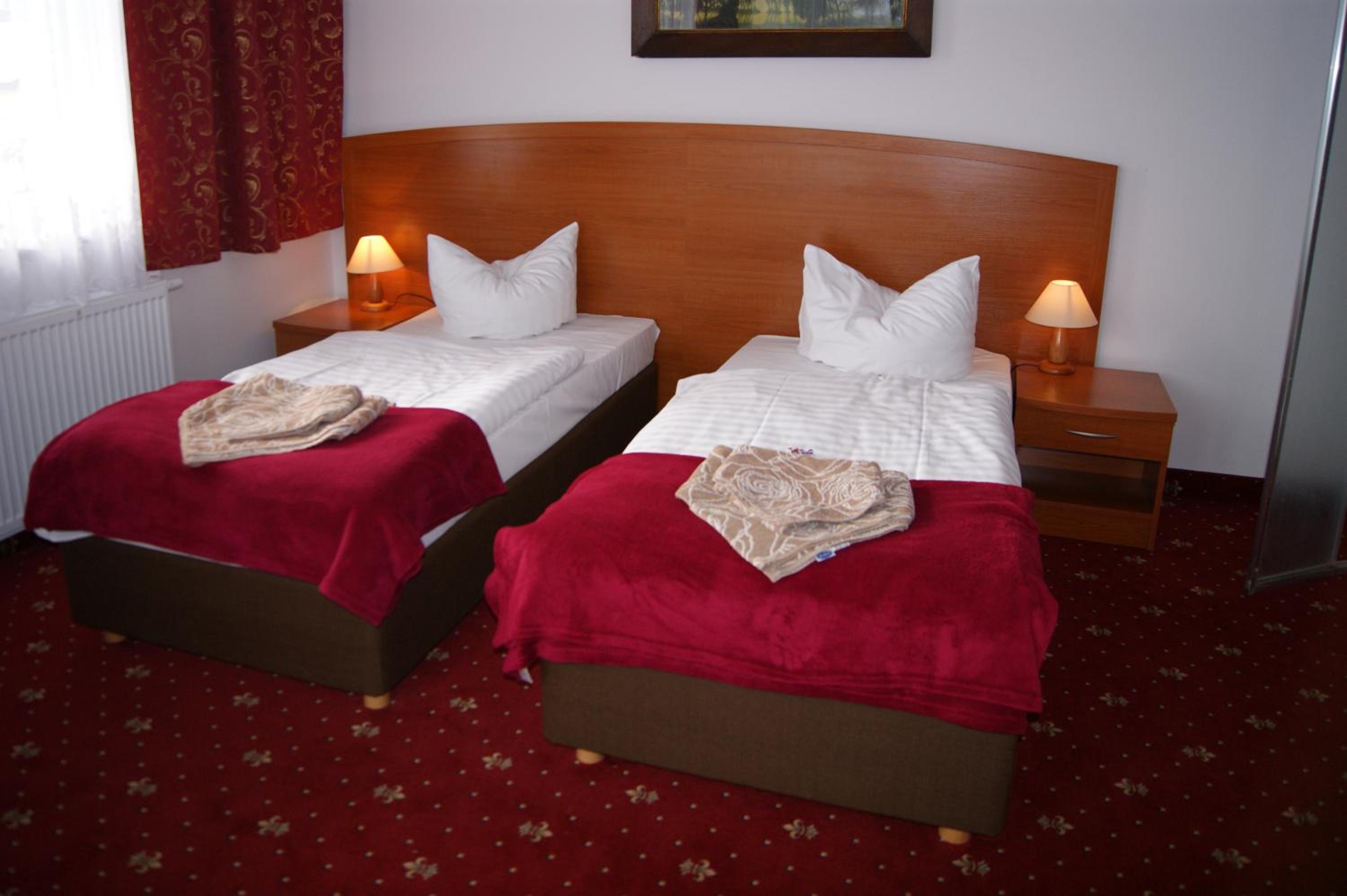 Double or Twin Room photo 1
