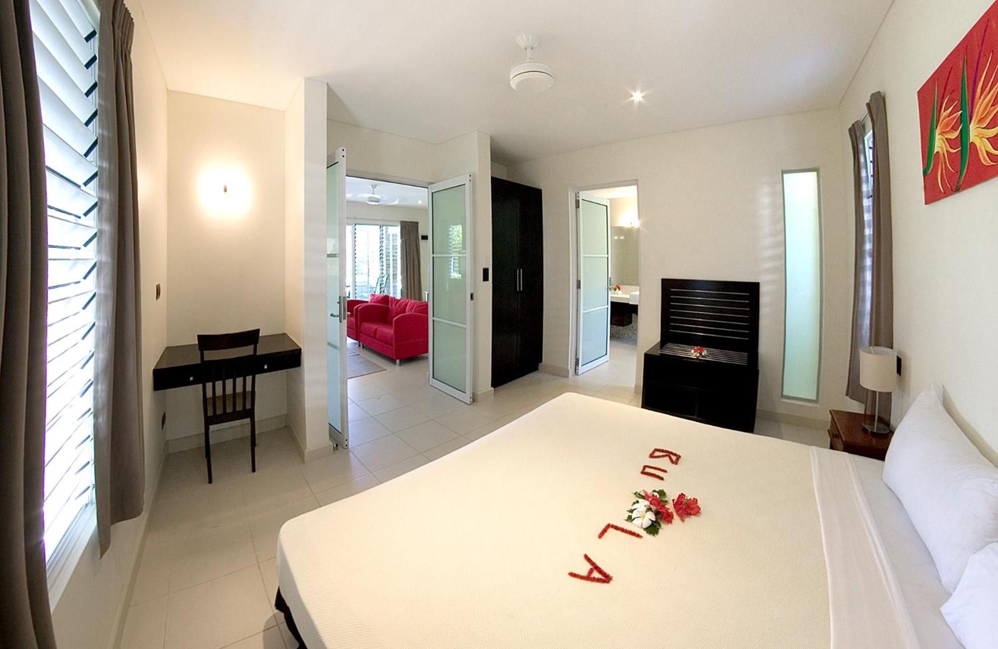 One-Bedroom Apartment with Garden View