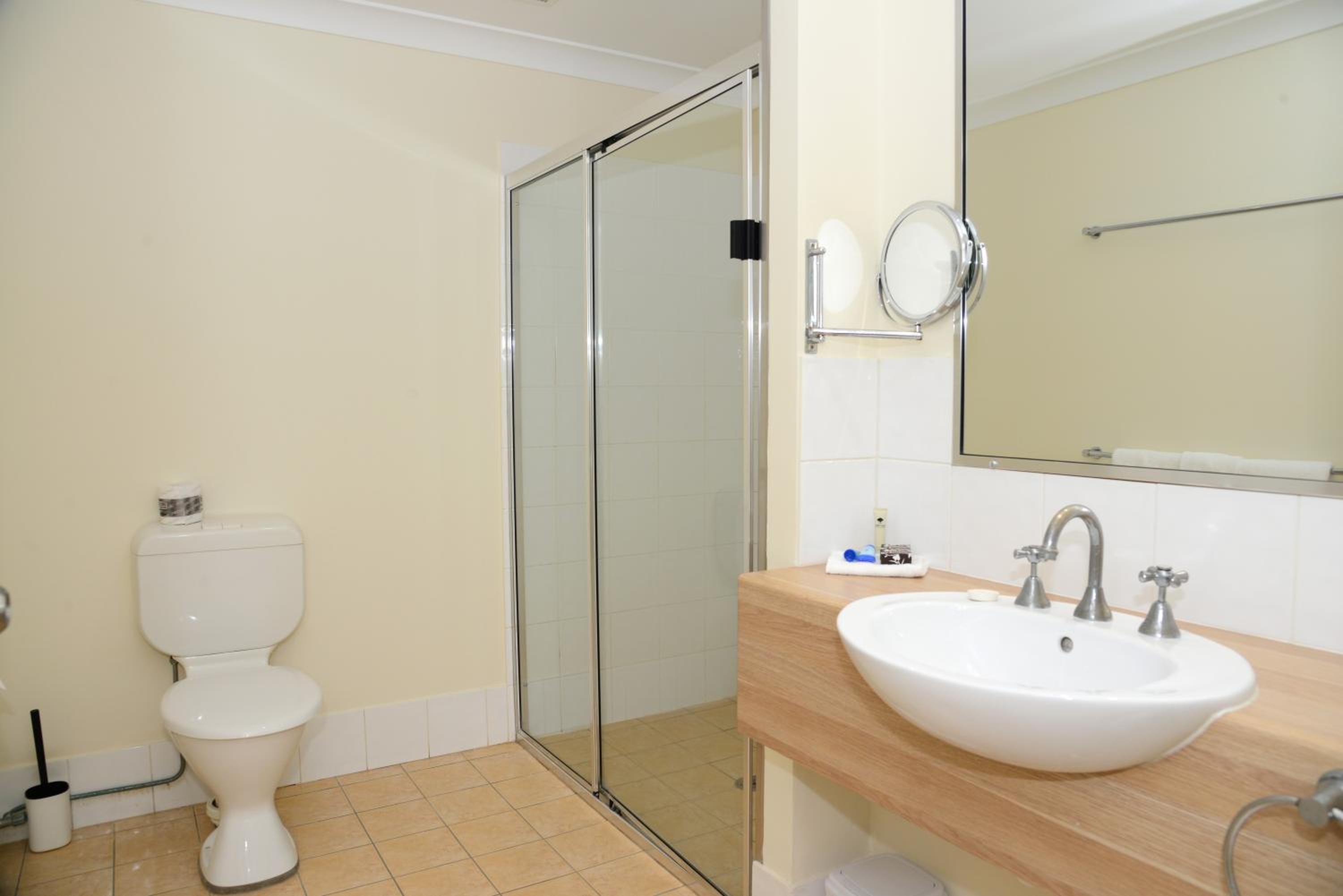 Twin Room with Balcony photo 3